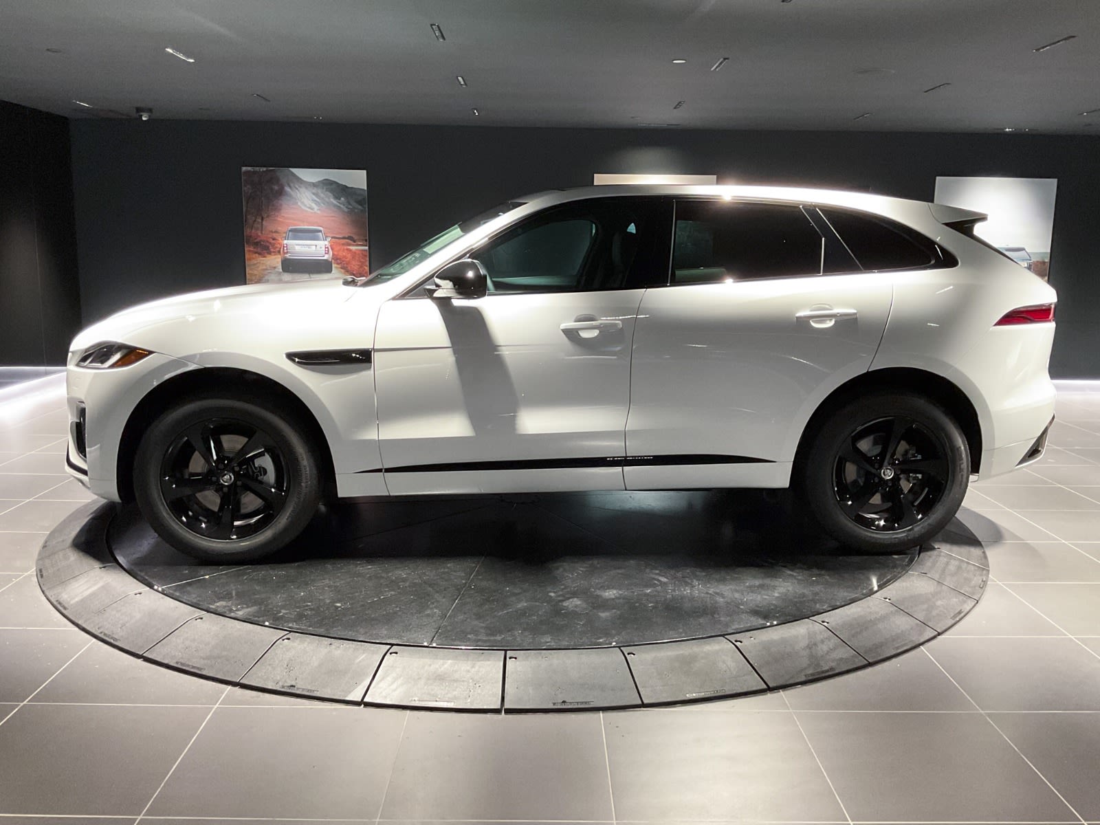 2024 Jaguar F-PACE P250 R-Dynamic S, Vancouver, Cash