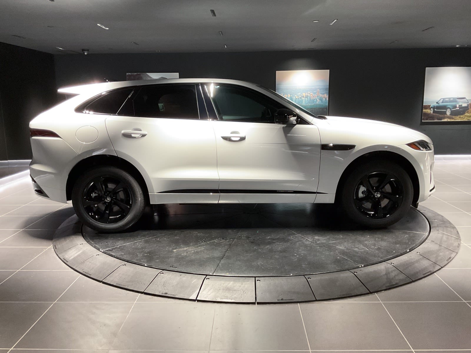 2024 Jaguar F-PACE P250 R-Dynamic S, Vancouver, Cash