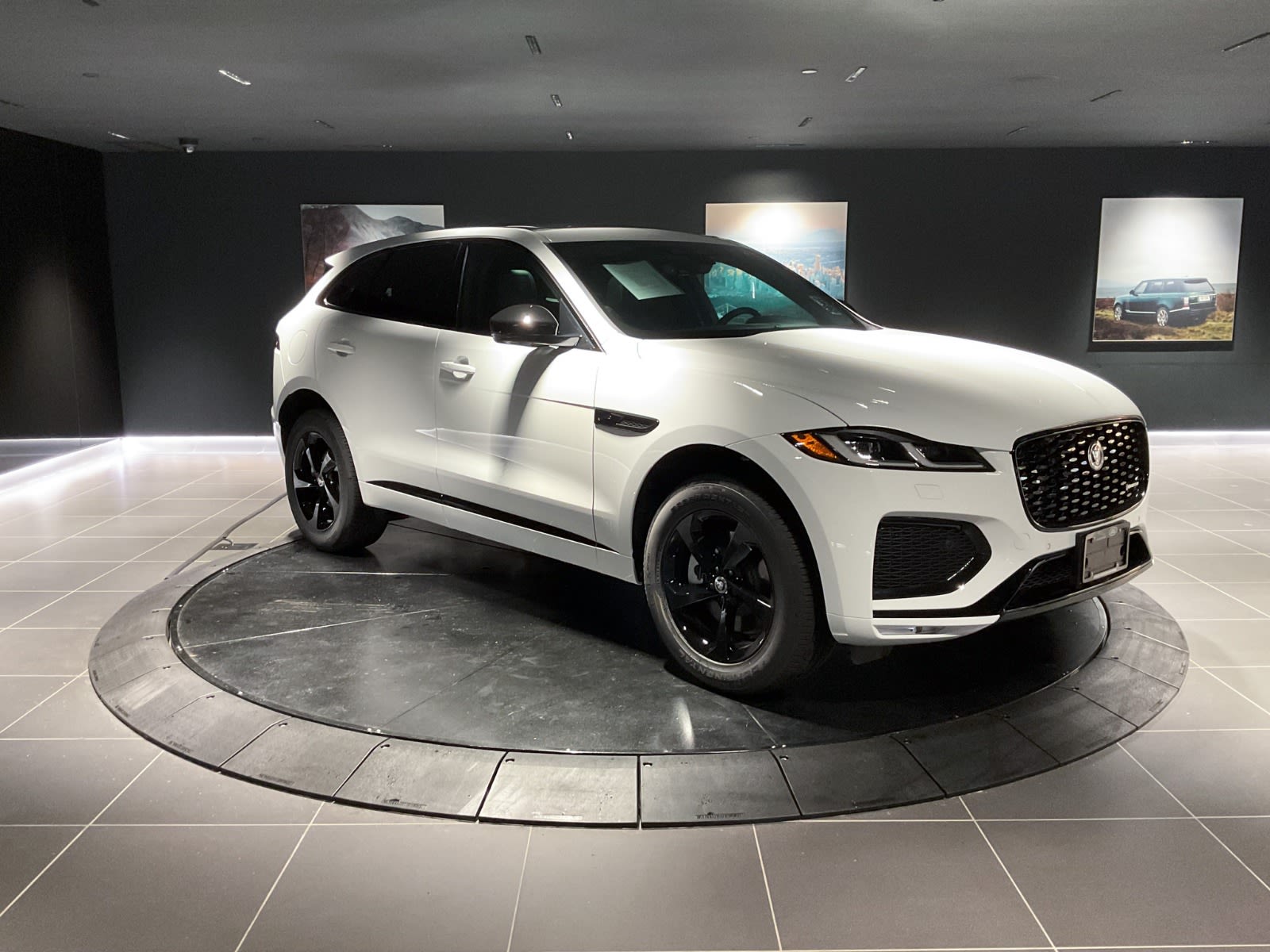 2024 Jaguar F-PACE P250 R-Dynamic S, Vancouver, Cash