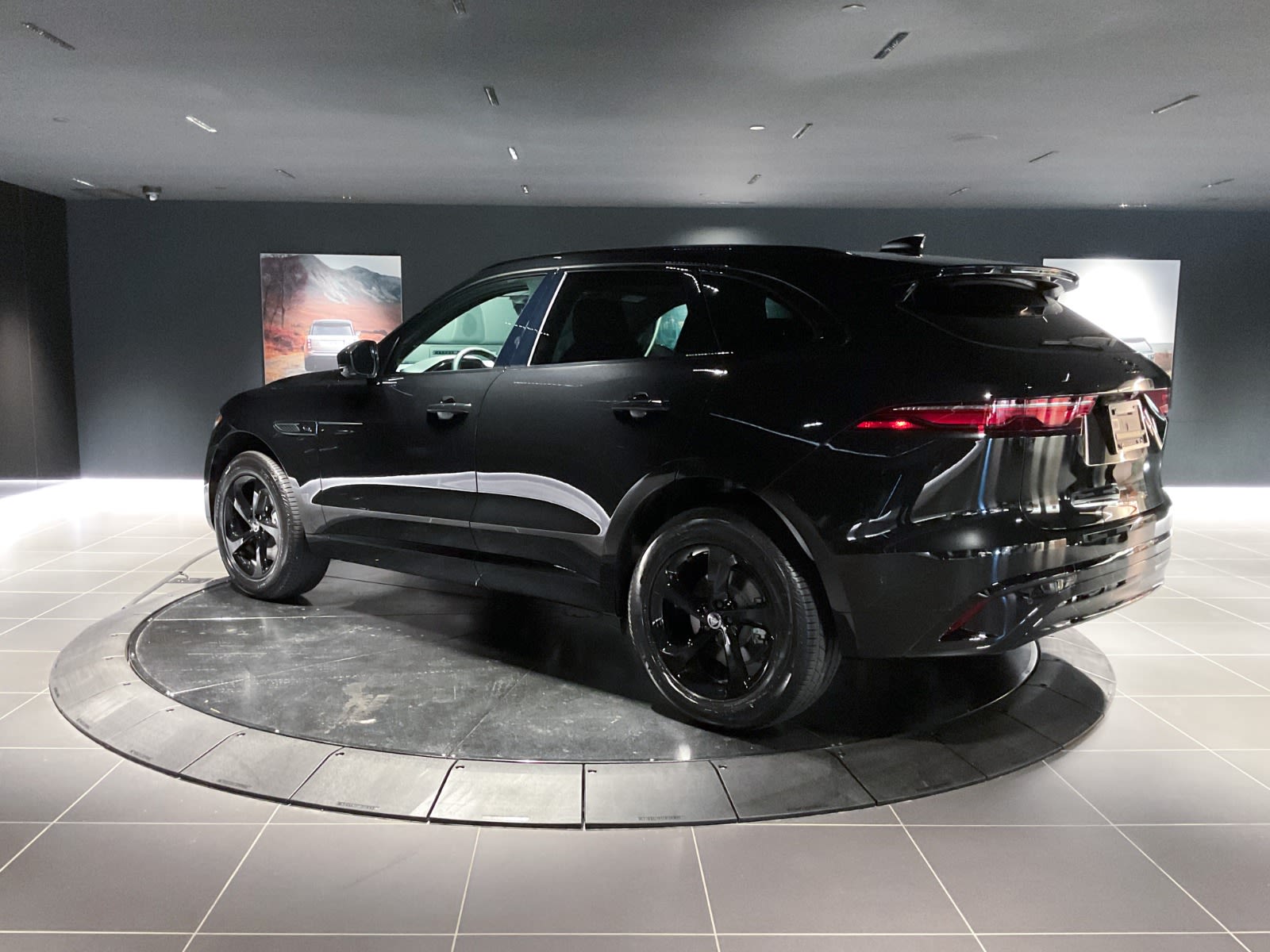 2024 Jaguar F-PACE P250 R-Dynamic S, Vancouver, Cash