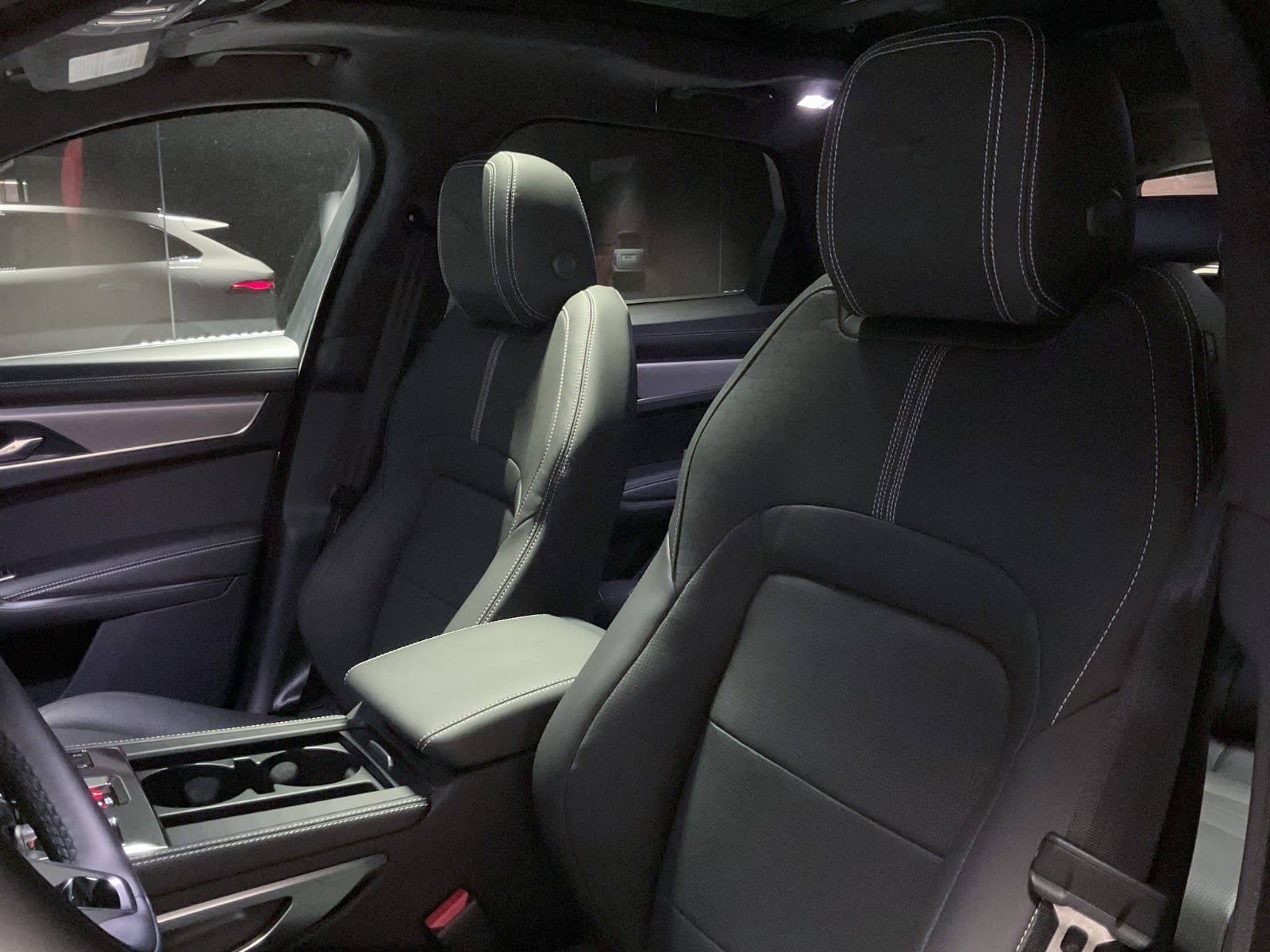 2024 Jaguar F-PACE P250 R-Dynamic S, Vancouver, Cash