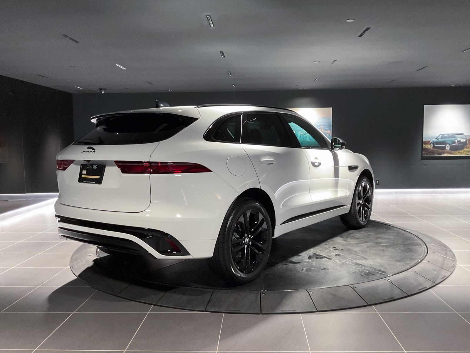 2024 Jaguar F-PACE P250 R-Dynamic S, Vancouver, Cash
