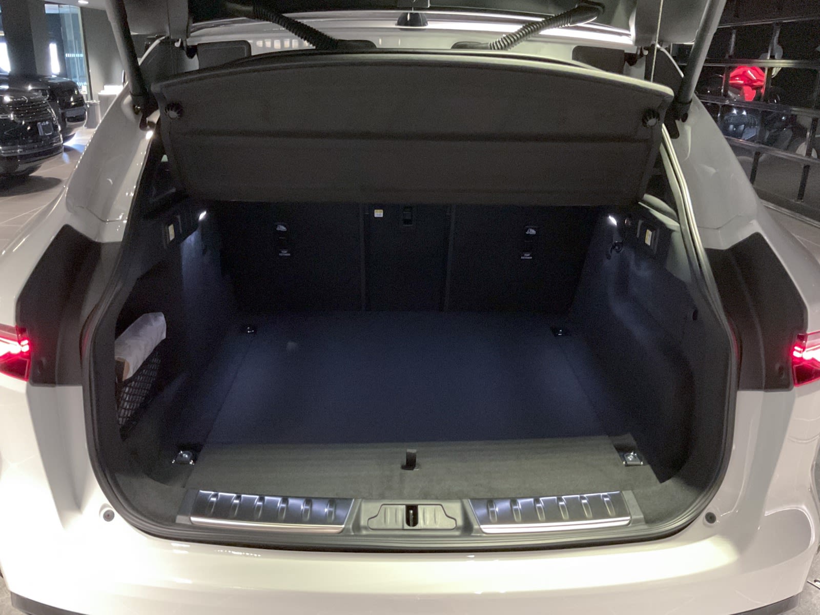 2024 Jaguar F-PACE P250 R-Dynamic S, Vancouver, Cash