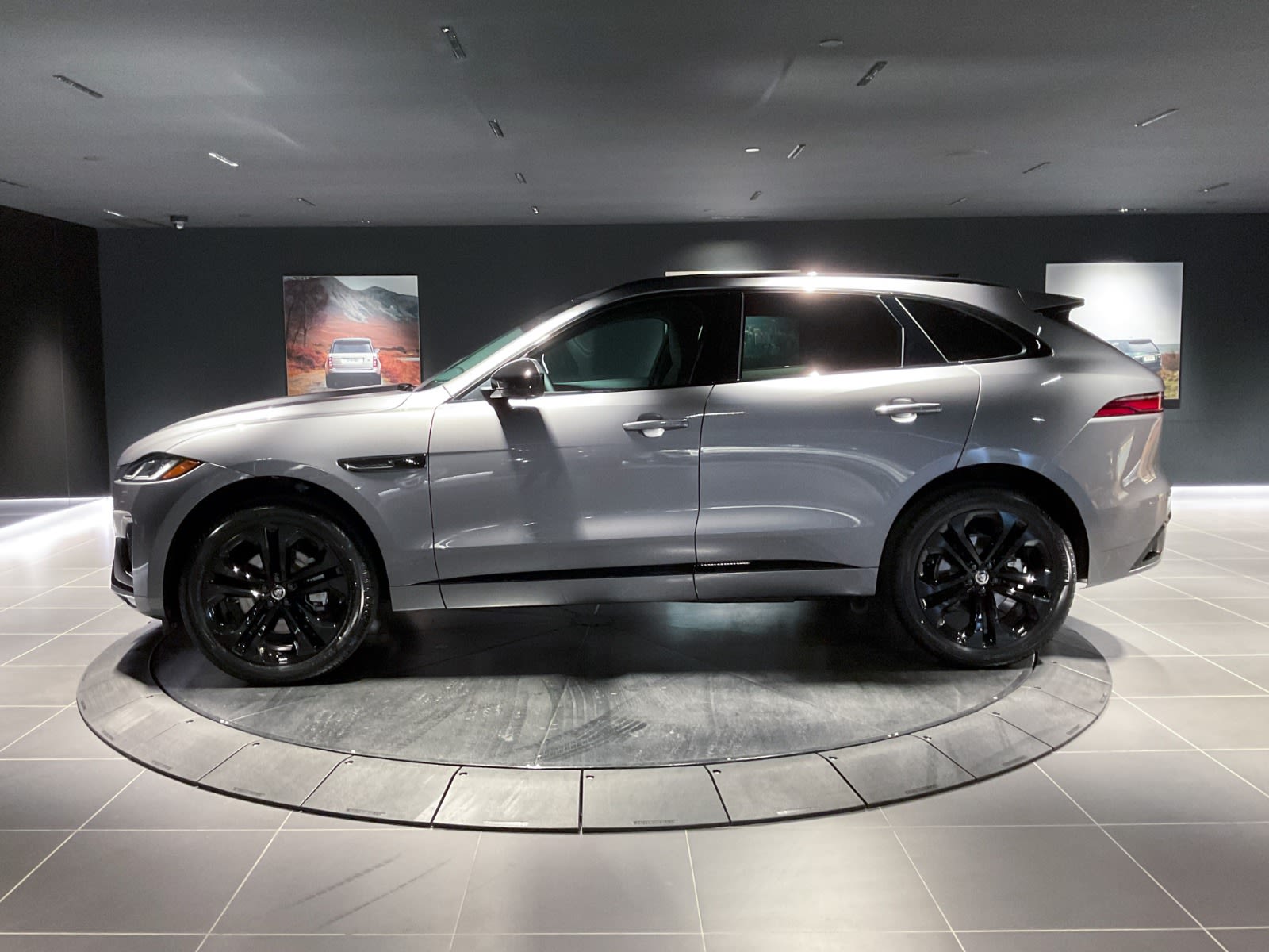2024 Jaguar F-PACE P250 R-Dynamic S, Vancouver, Cash