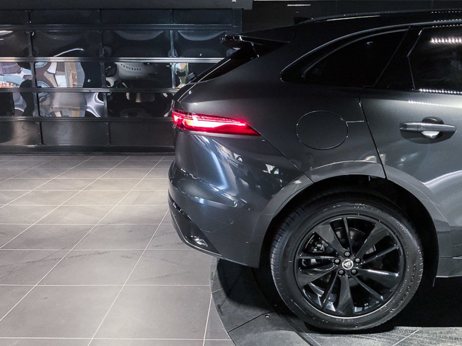 2024 Jaguar F-PACE R-Dynamic S, Vancouver, Cash