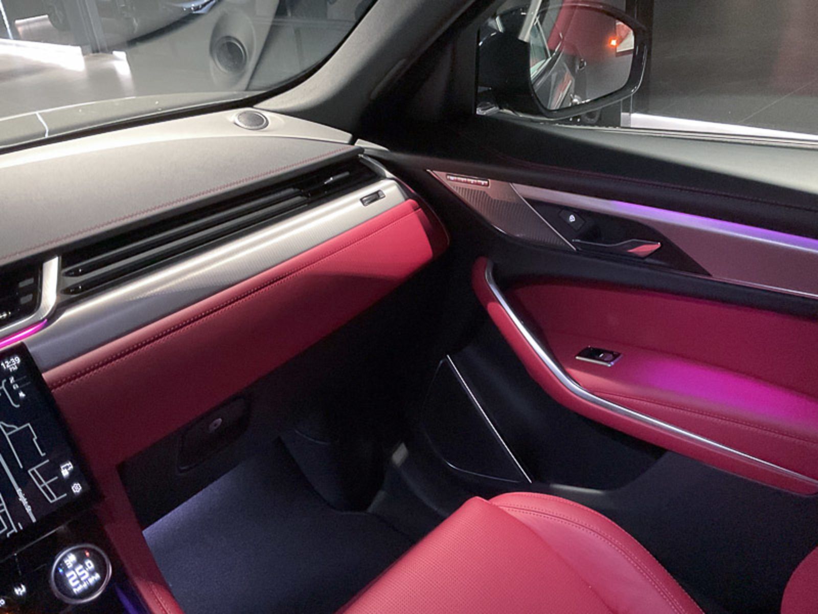 2024 Jaguar F-PACE R-Dynamic S, Vancouver, Cash