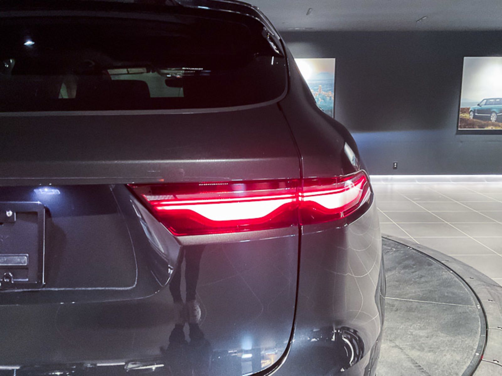 2024 Jaguar F-PACE R-Dynamic S, Vancouver, Cash