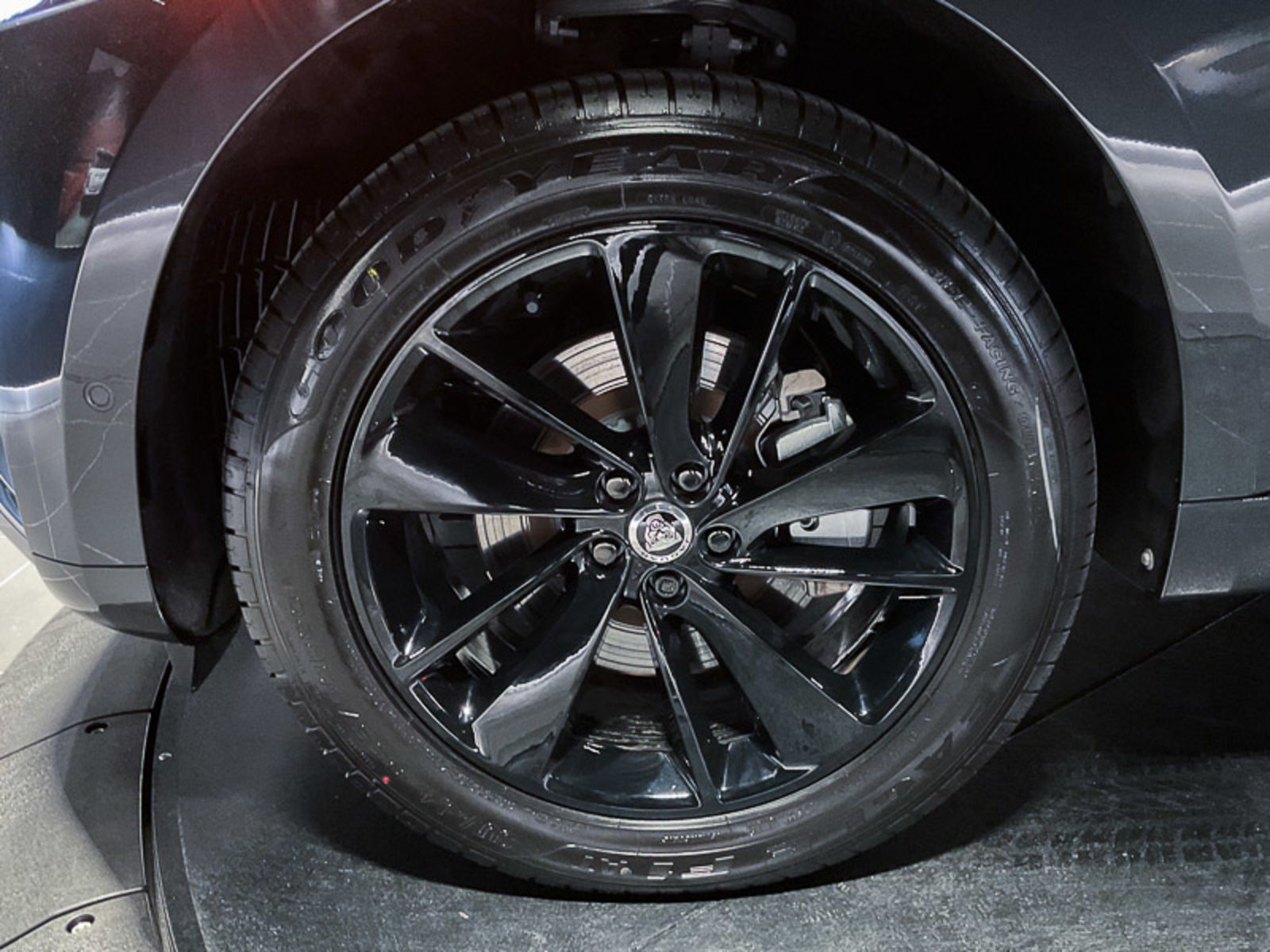 2024 Jaguar F-PACE R-Dynamic S, Vancouver, Cash