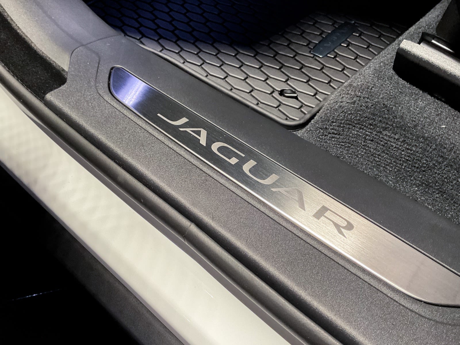 2024 Jaguar F-PACE P250 R-Dynamic S, Vancouver, Cash