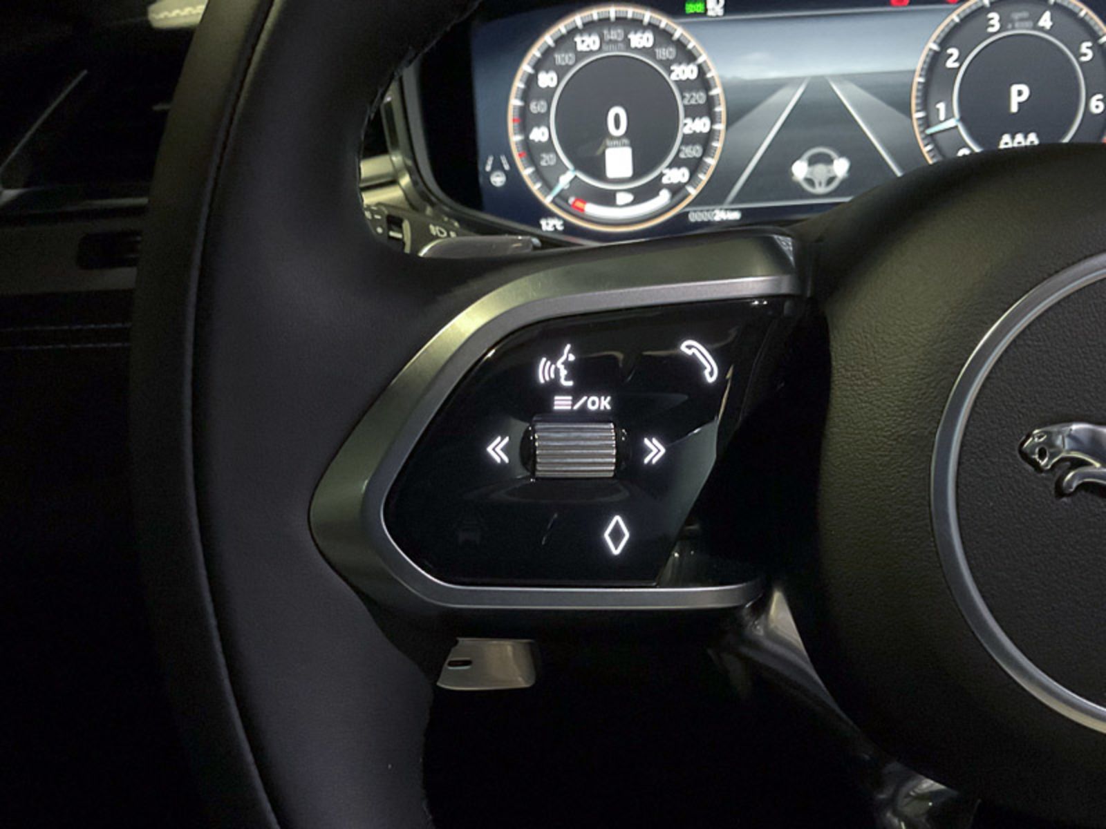 2024 Jaguar F-PACE R-Dynamic S, Vancouver, Cash