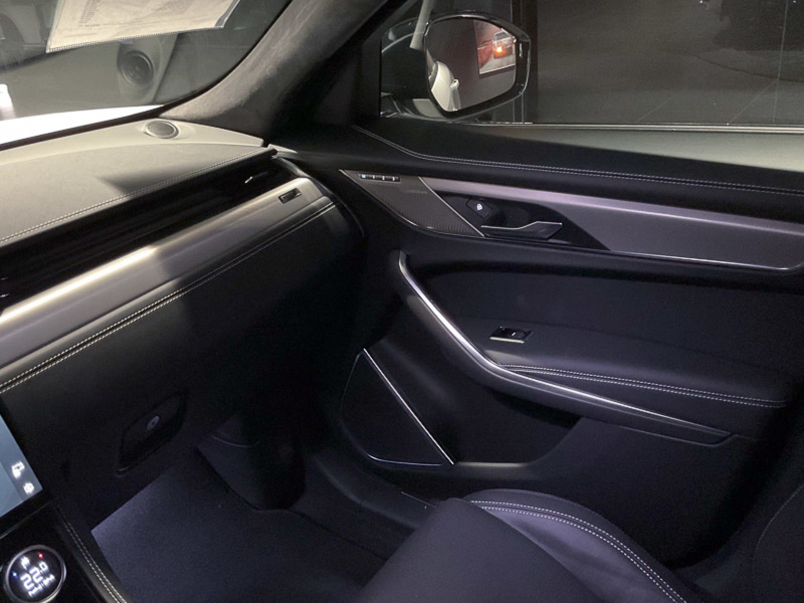 2024 Jaguar F-PACE R-Dynamic S, Vancouver, Cash