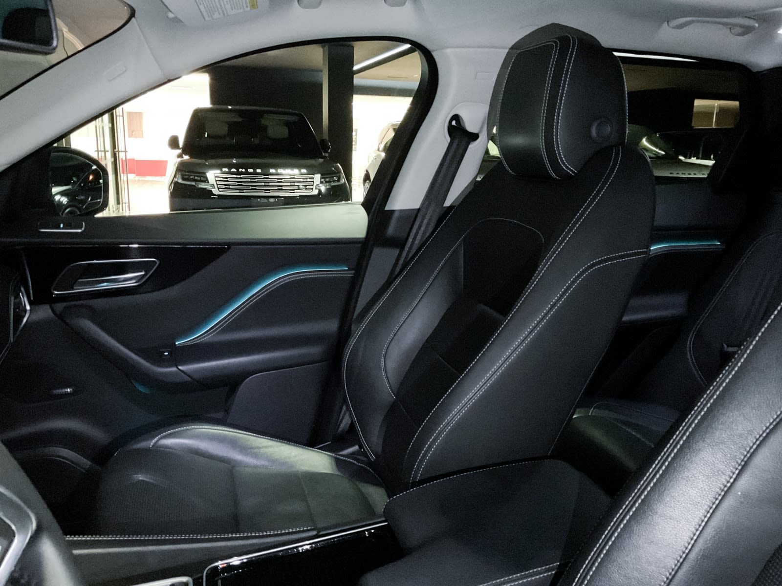 2018 Jaguar F-PACE R-Sport, Vancouver, Cash