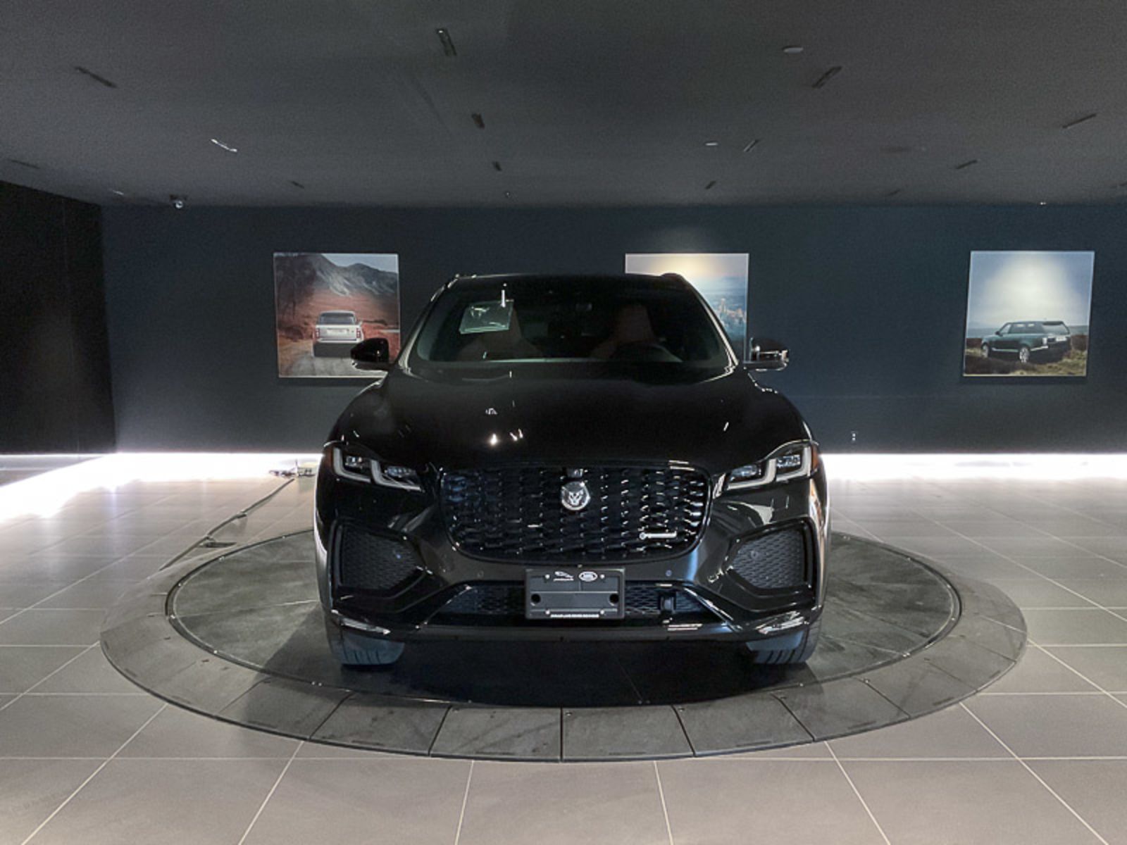 2024 Jaguar F-PACE R-Dynamic S, Vancouver, Cash
