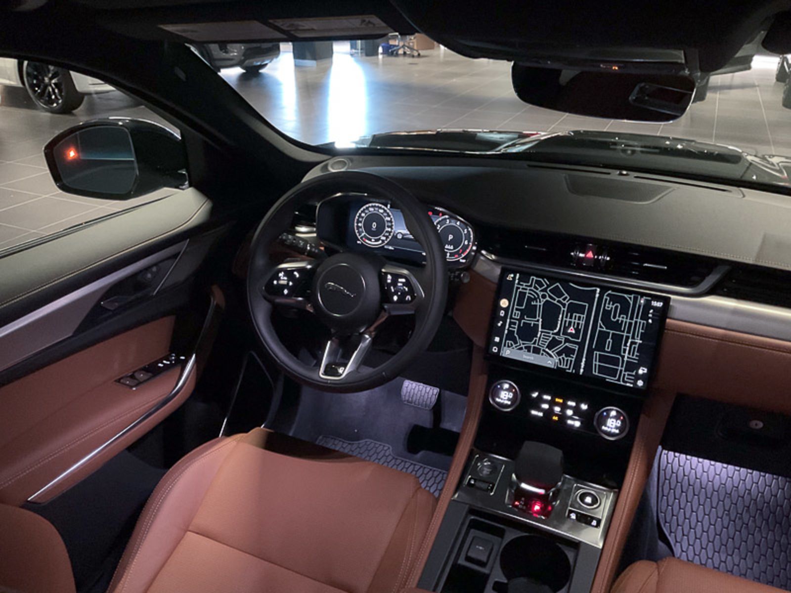 2024 Jaguar F-PACE R-Dynamic S, Vancouver, Cash