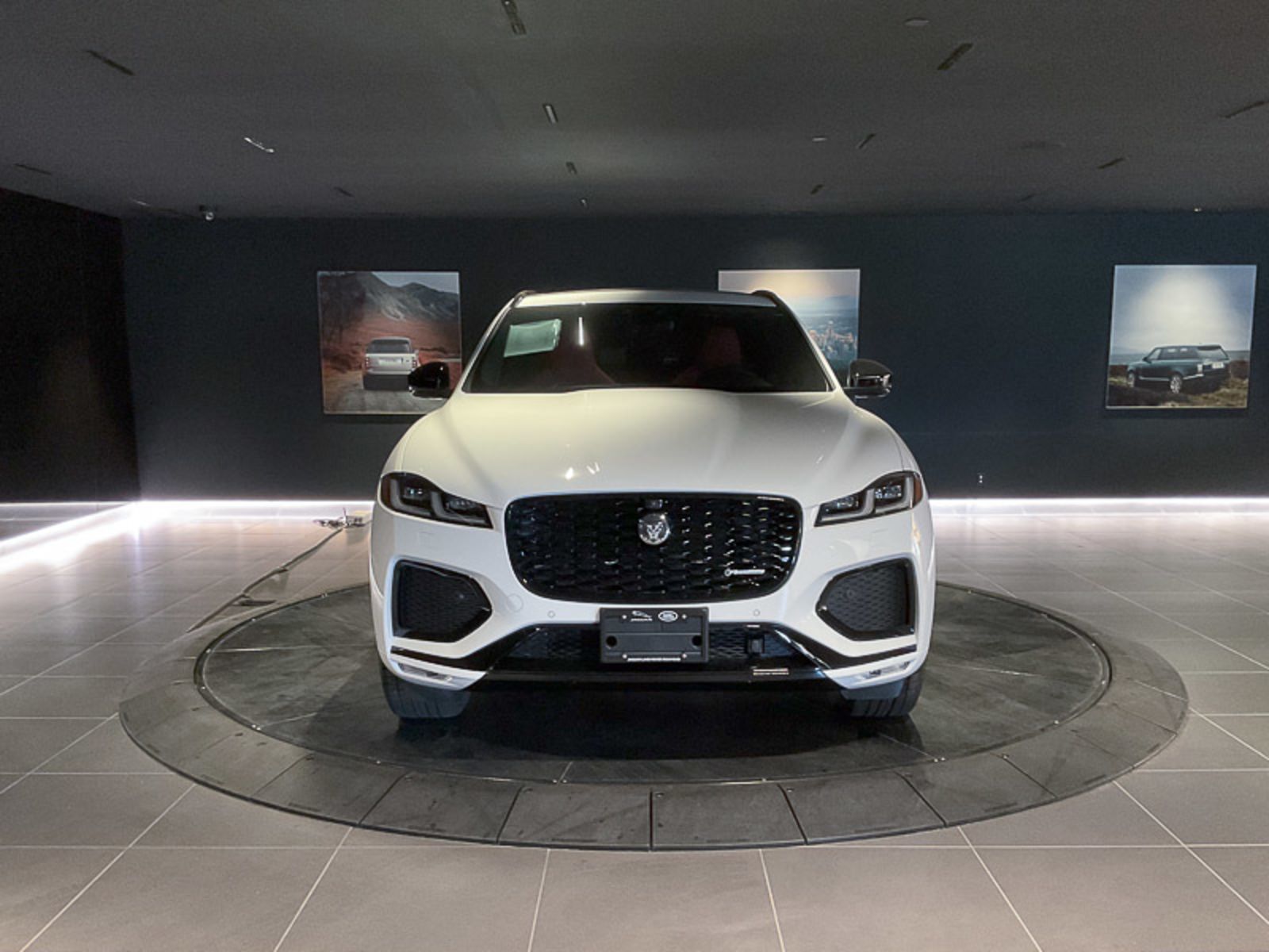 2024 Jaguar F-PACE R-Dynamic S, Vancouver, Cash