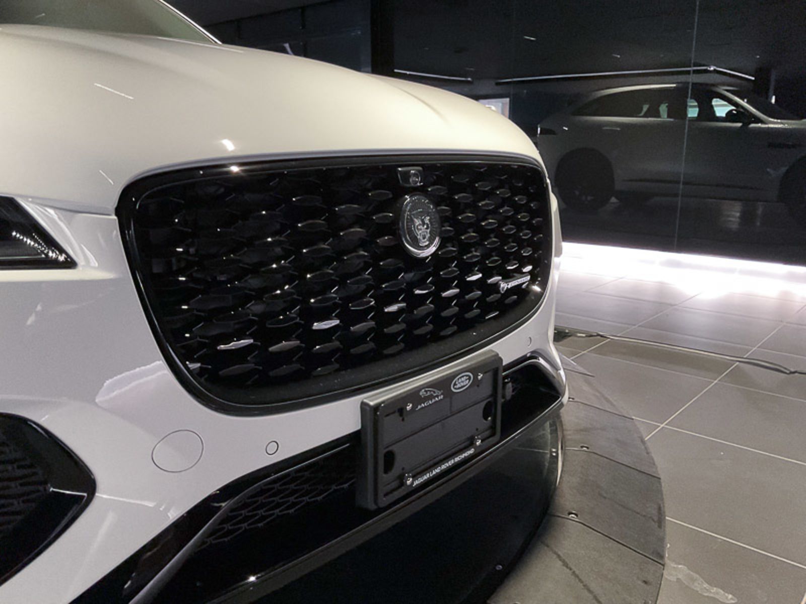 2024 Jaguar F-PACE R-Dynamic S, Vancouver, Cash