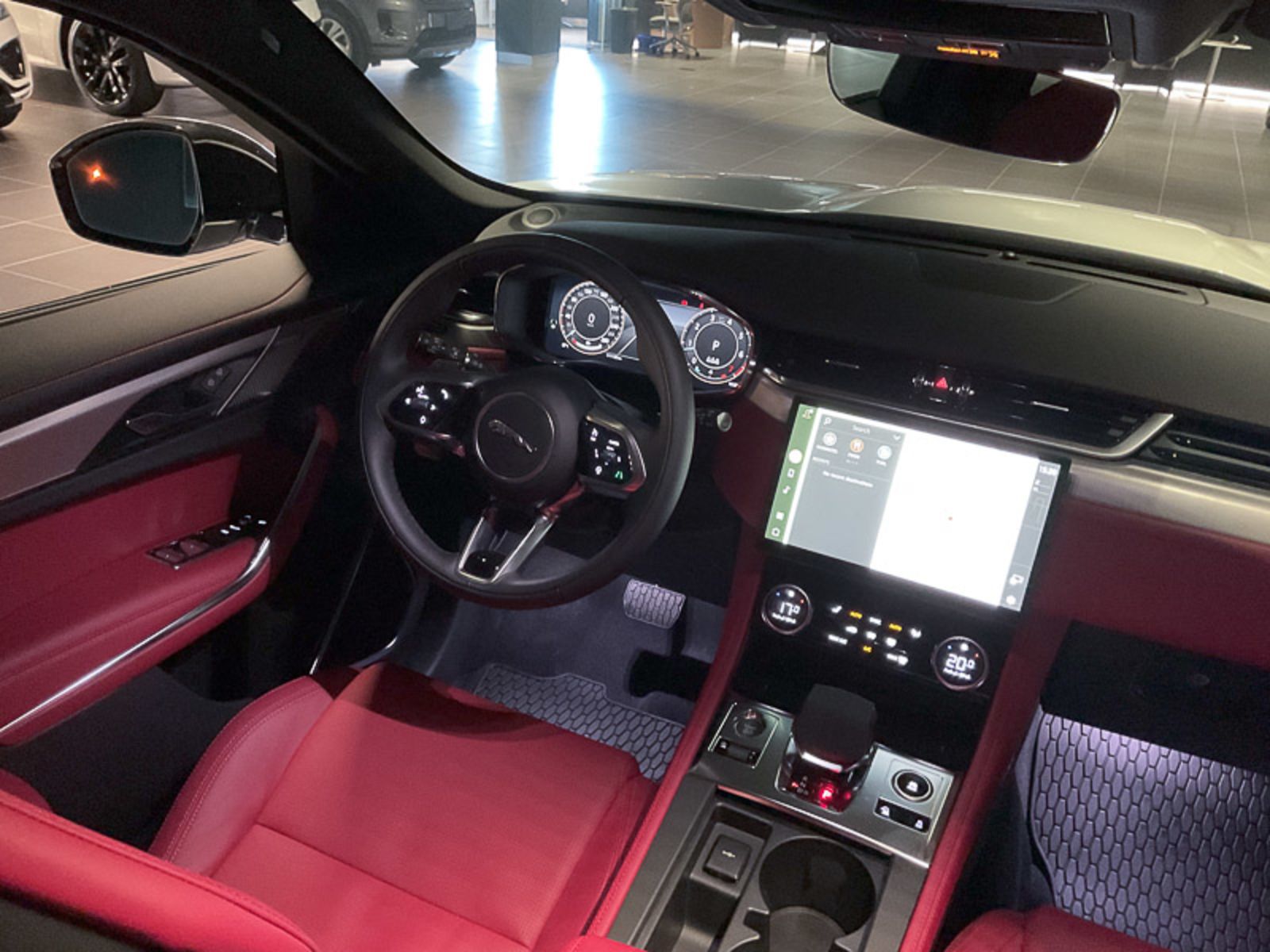 2024 Jaguar F-PACE R-Dynamic S, Vancouver, Cash