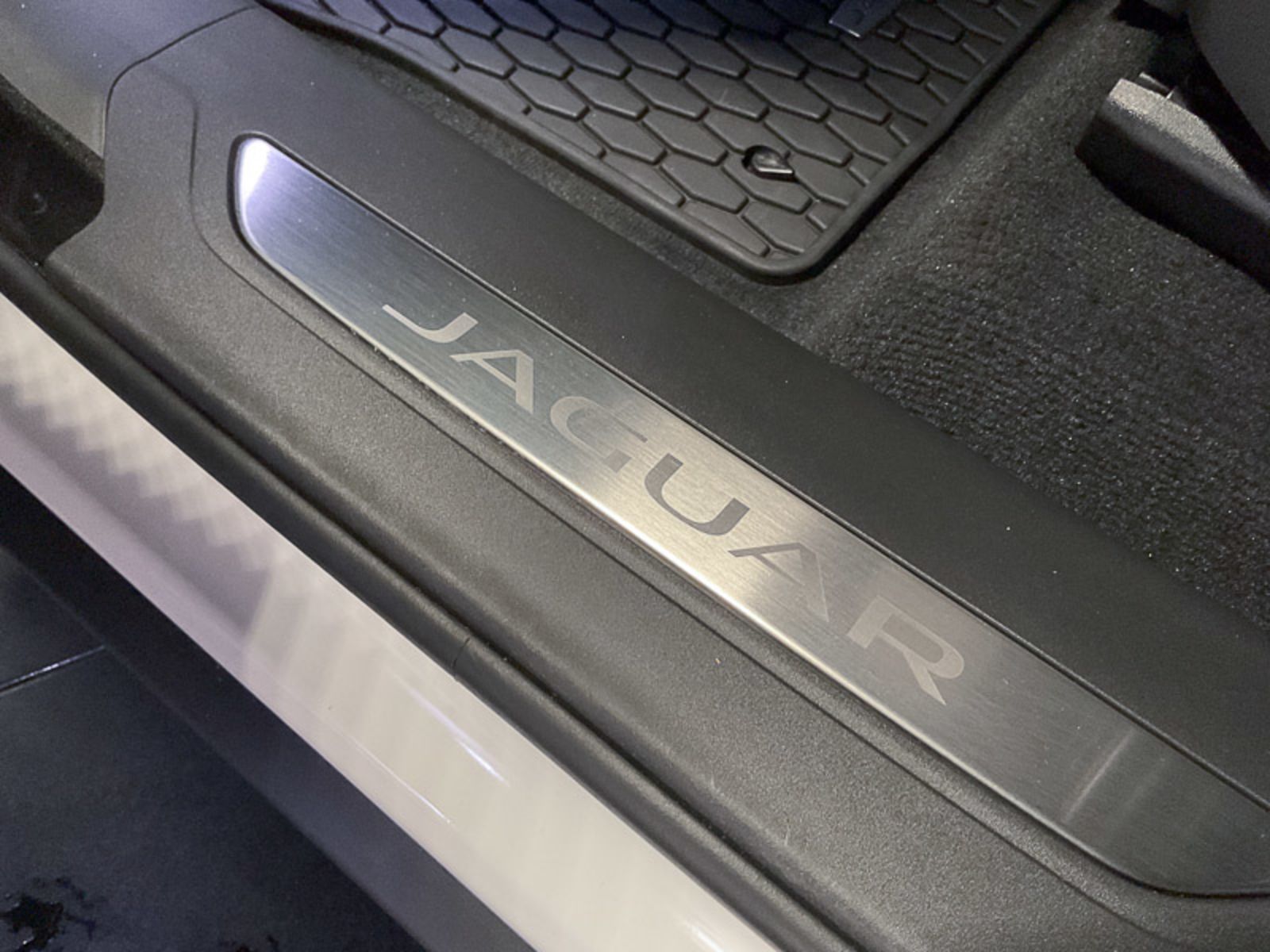 2024 Jaguar F-PACE R-Dynamic S, Vancouver, Cash