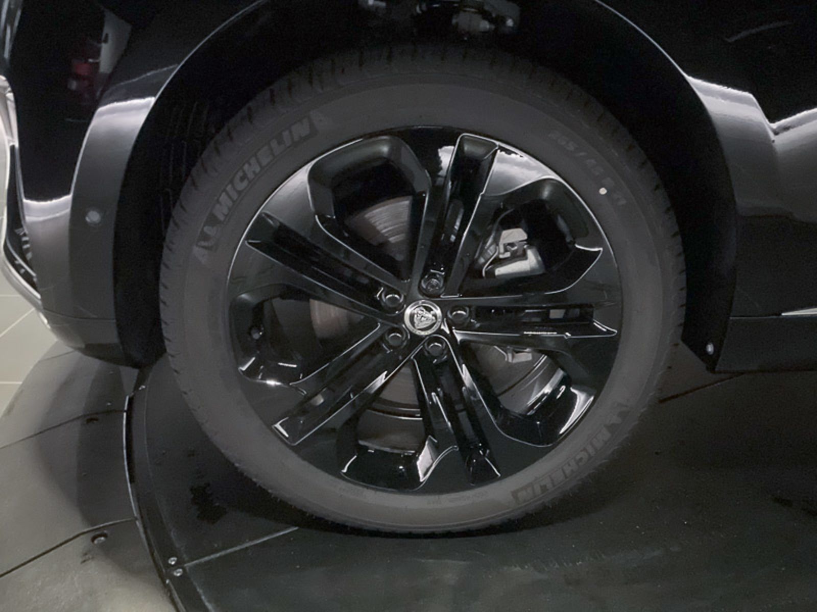 2025 Jaguar F-PACE P250 R-Dynamic S, Vancouver, Cash