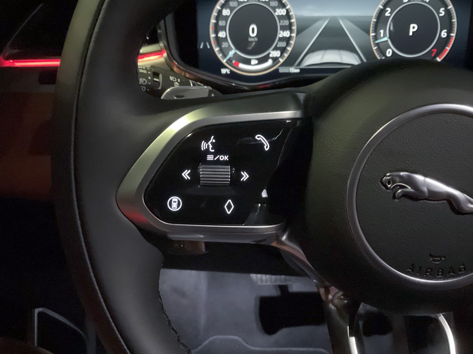 2025 Jaguar F-PACE P250 R-Dynamic S, Vancouver, Cash