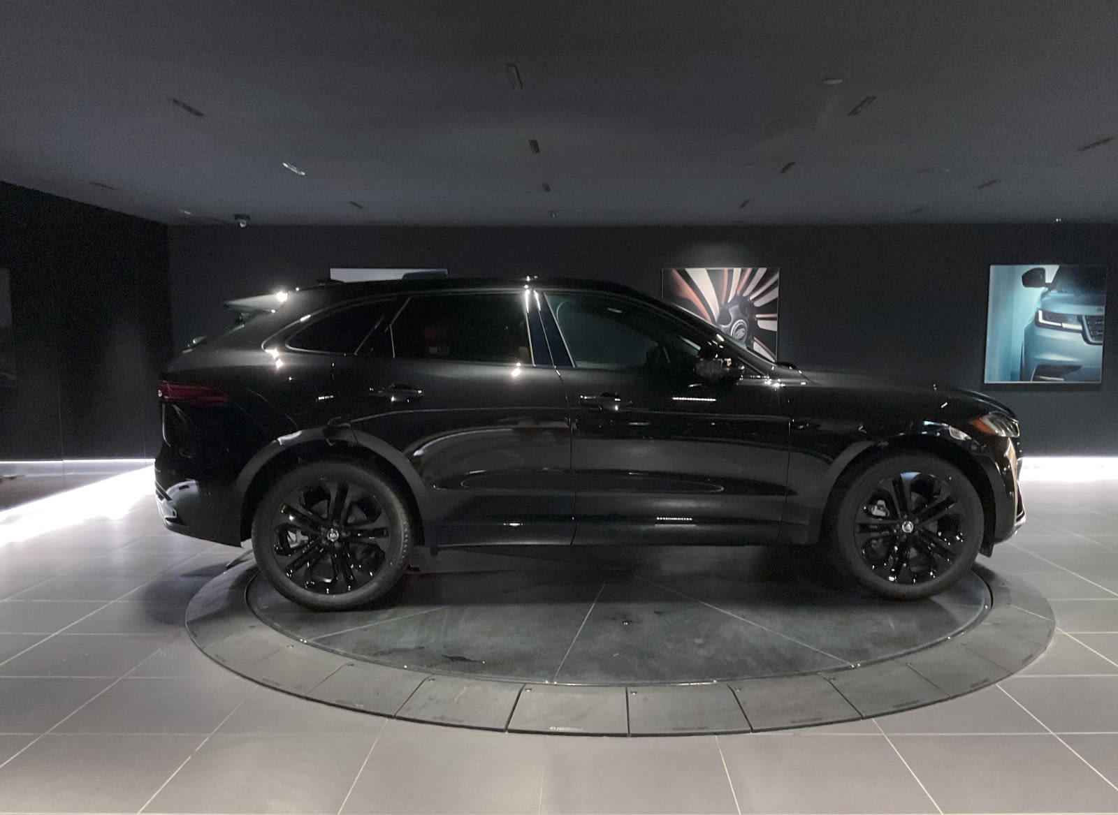 2025 Jaguar F-PACE P250 R-Dynamic S, Vancouver, Cash