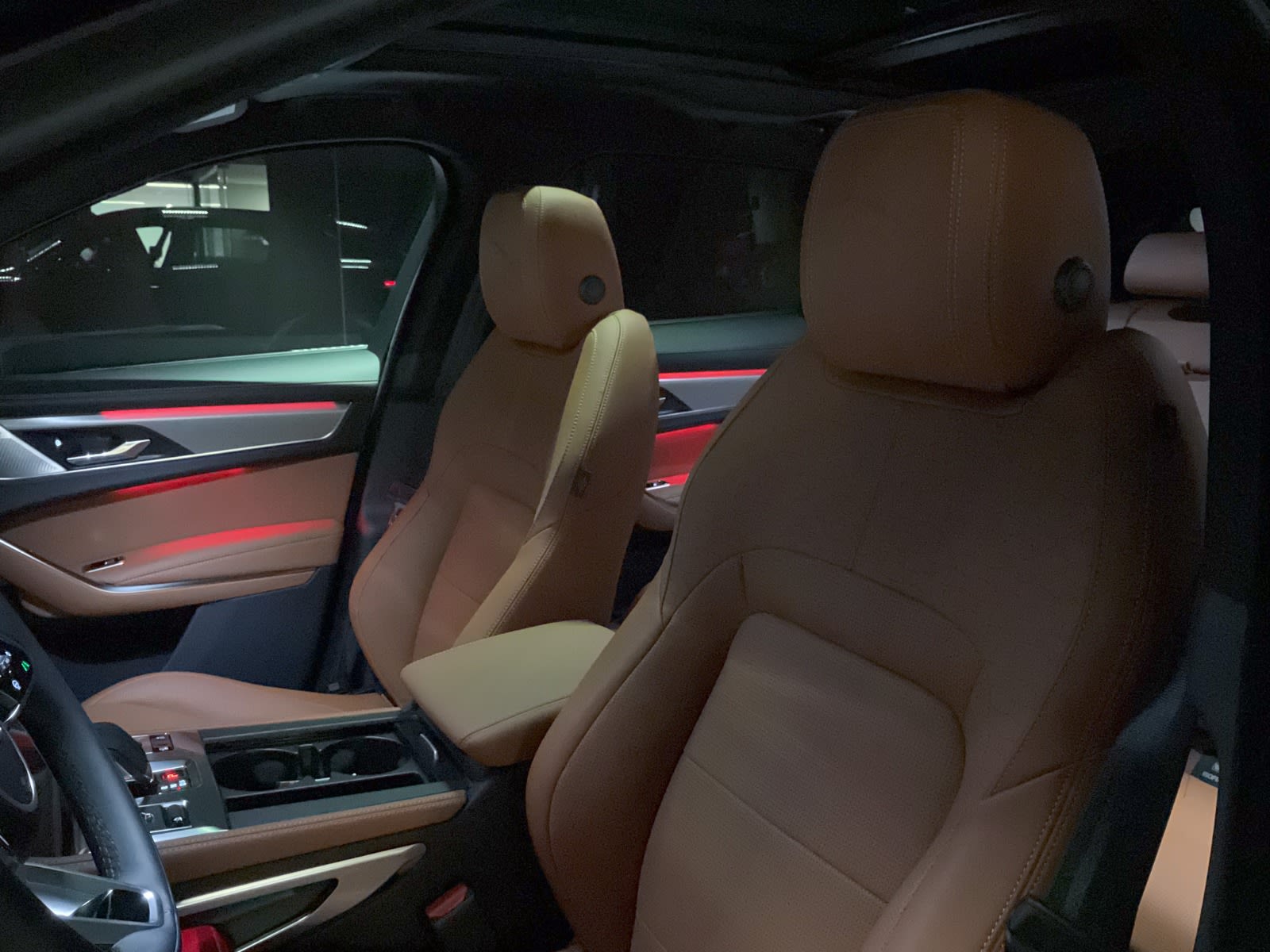 2025 Jaguar F-PACE P250 R-Dynamic S, Vancouver, Cash