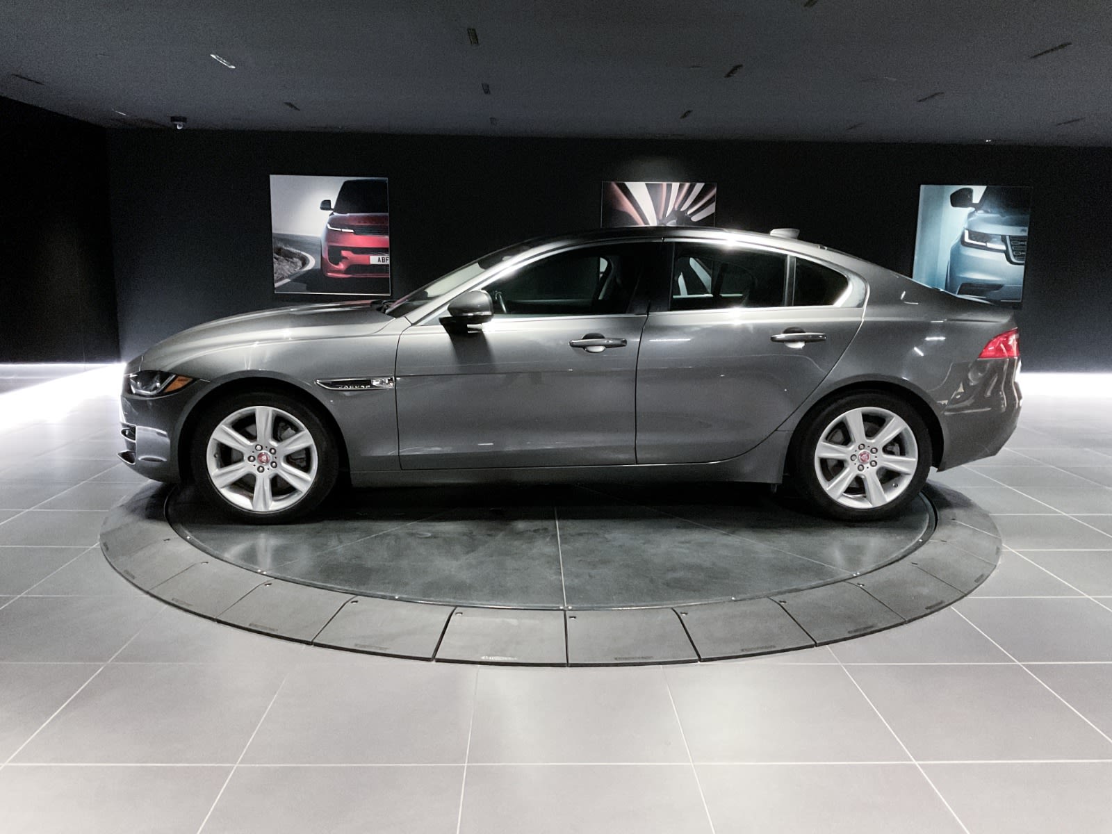 2018 Jaguar XE Prestige, Vancouver, Cash
