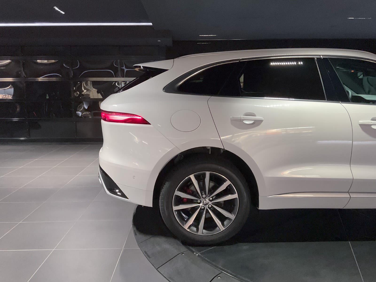 2025 Jaguar F-PACE P400 R-Dynamic S, Vancouver, Cash