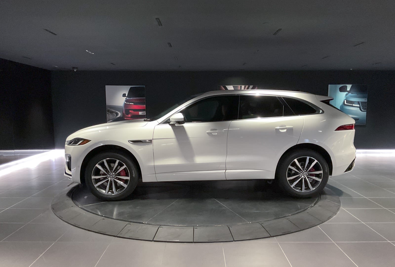 2025 Jaguar F-PACE P400 R-Dynamic S, Vancouver, Cash