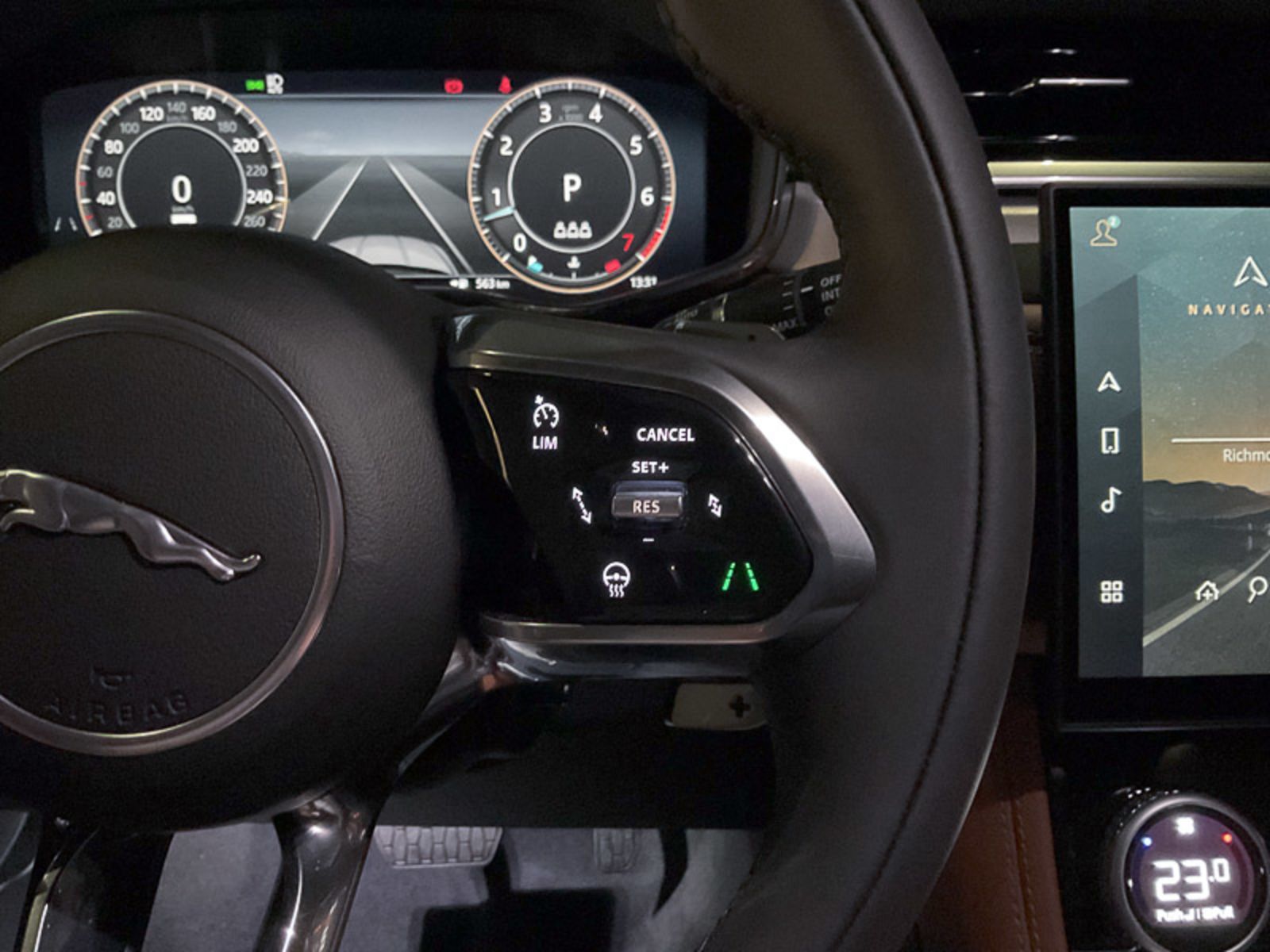 2025 Jaguar F-PACE P400 R-Dynamic S, Vancouver, Cash