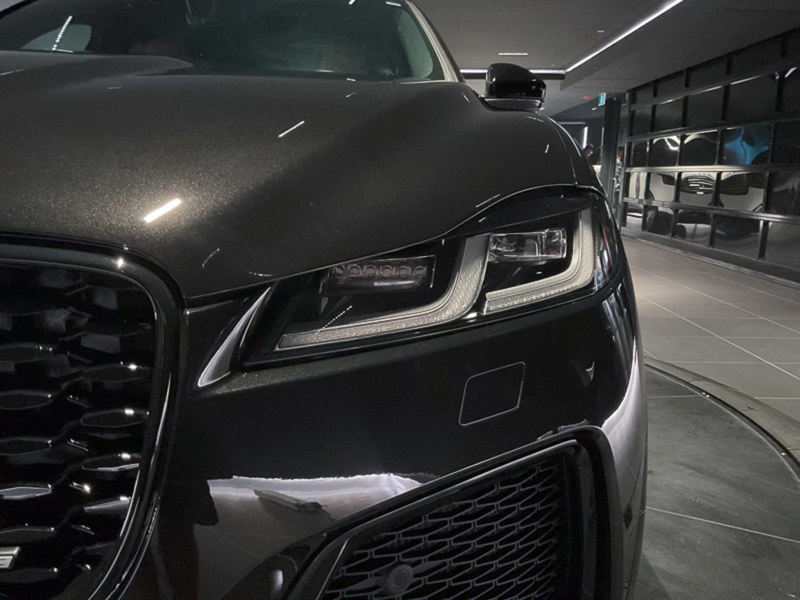2025 Jaguar F-PACE P400 R-Dynamic S, Vancouver, Cash