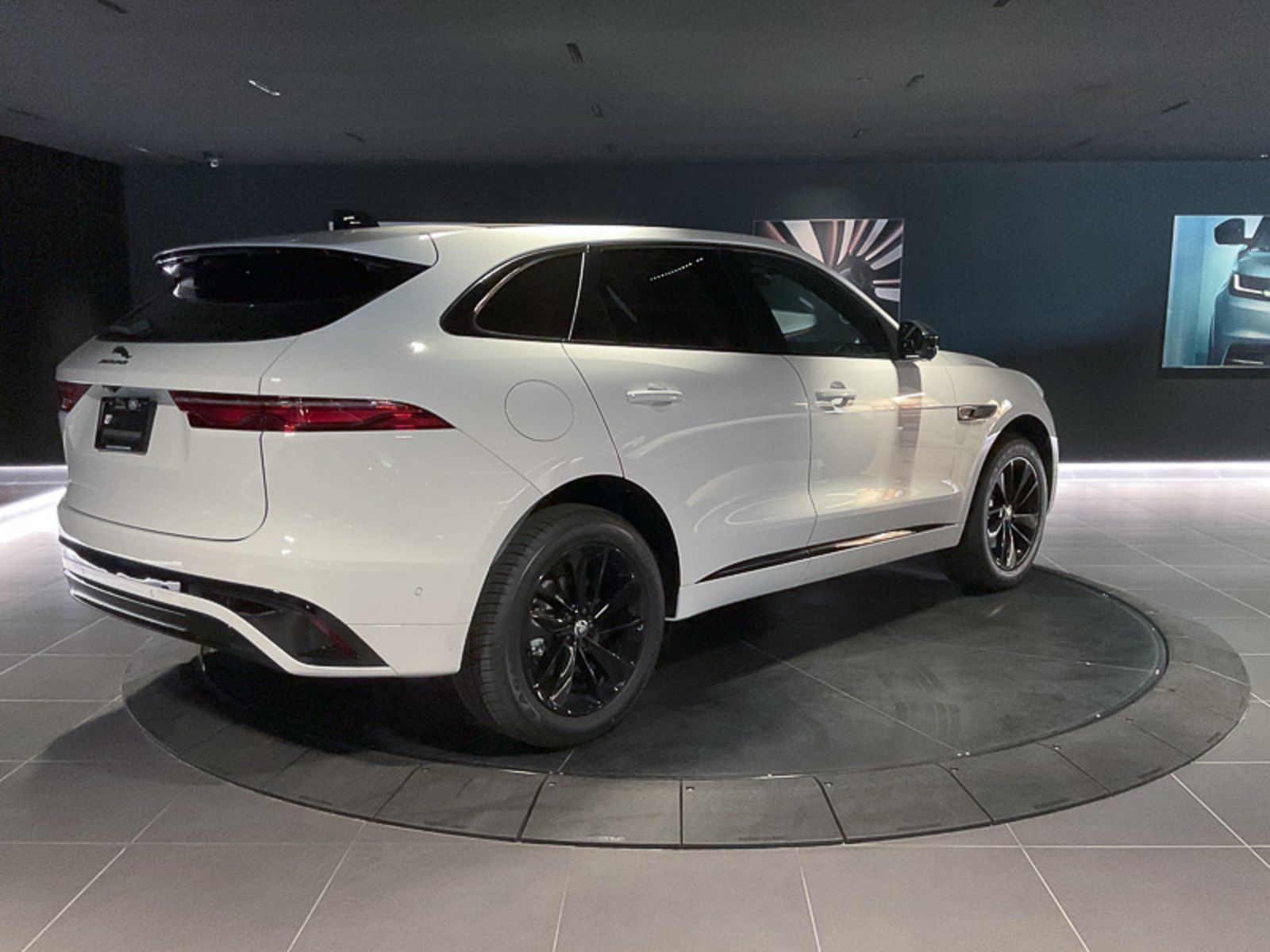 2025 Jaguar F-PACE P250 R-Dynamic S, Vancouver, Cash