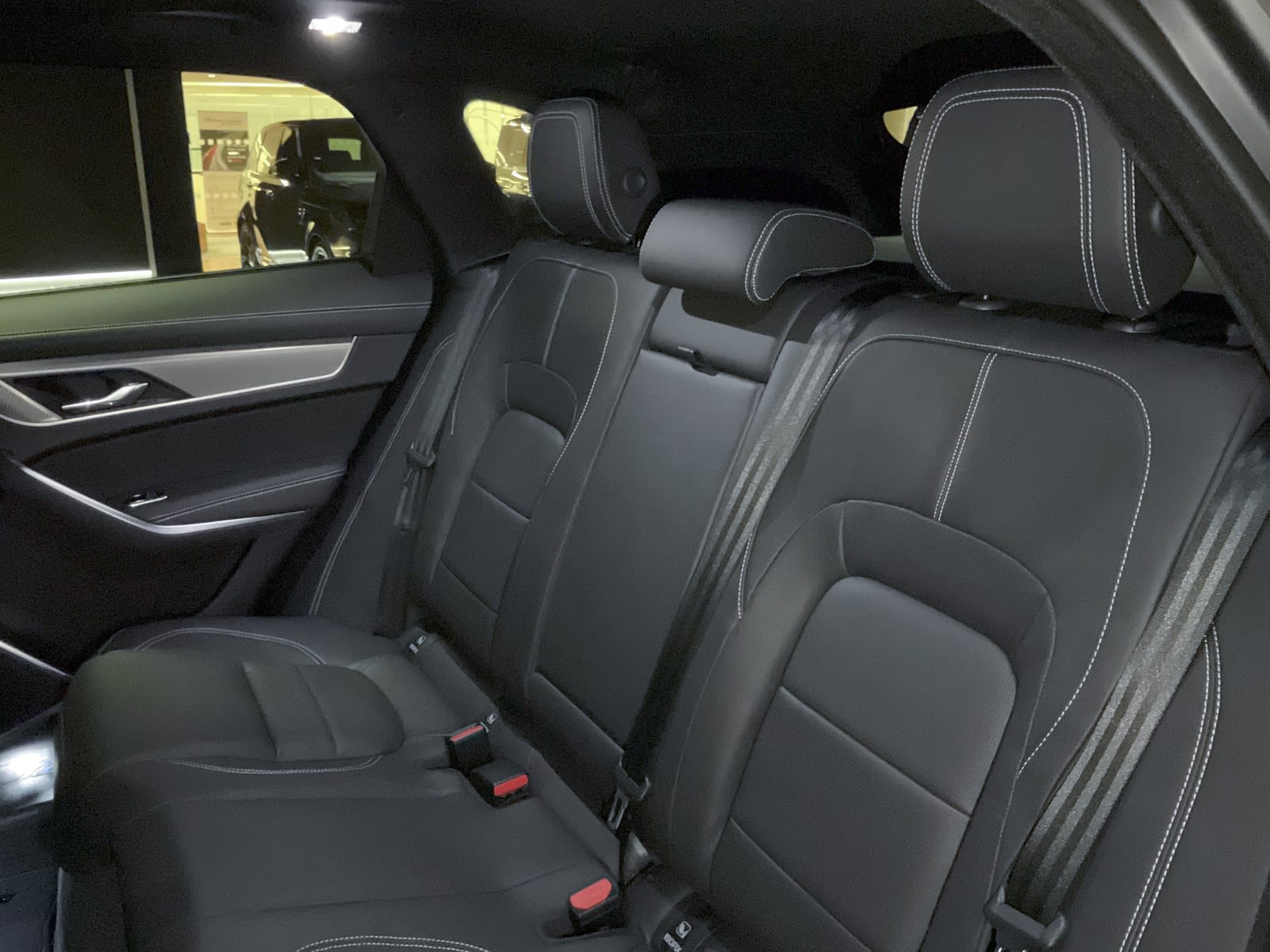 2025 Jaguar F-PACE P250 R-Dynamic S, Vancouver, Cash