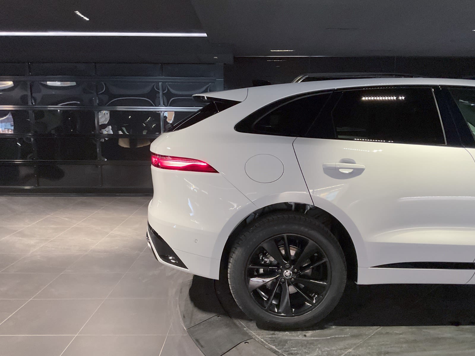 2025 Jaguar F-PACE P400 R-Dynamic S, Vancouver, Cash