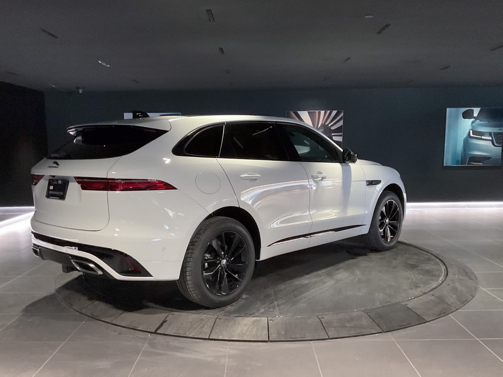 2025 Jaguar F-PACE P400 R-Dynamic S, Vancouver, Cash