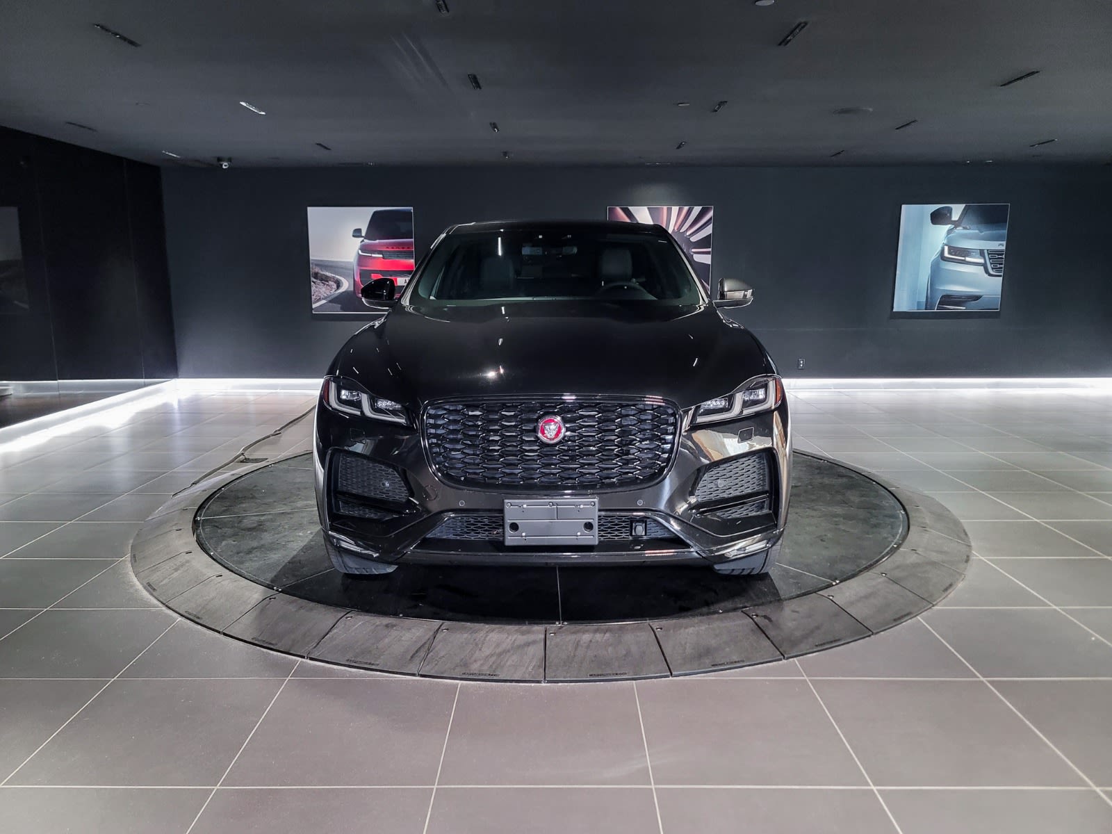 2023 Jaguar F-PACE S, Vancouver, Cash