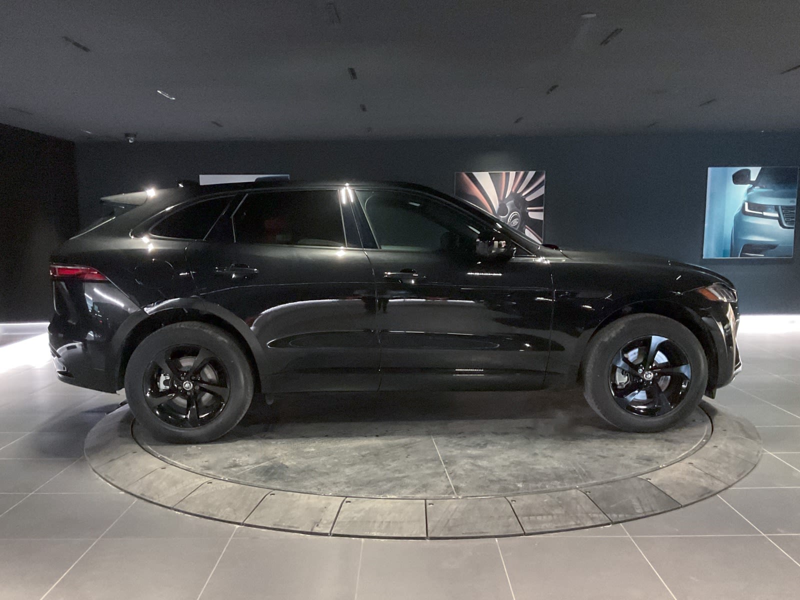 2025 Jaguar F-PACE P250 R-Dynamic S, Vancouver, Cash