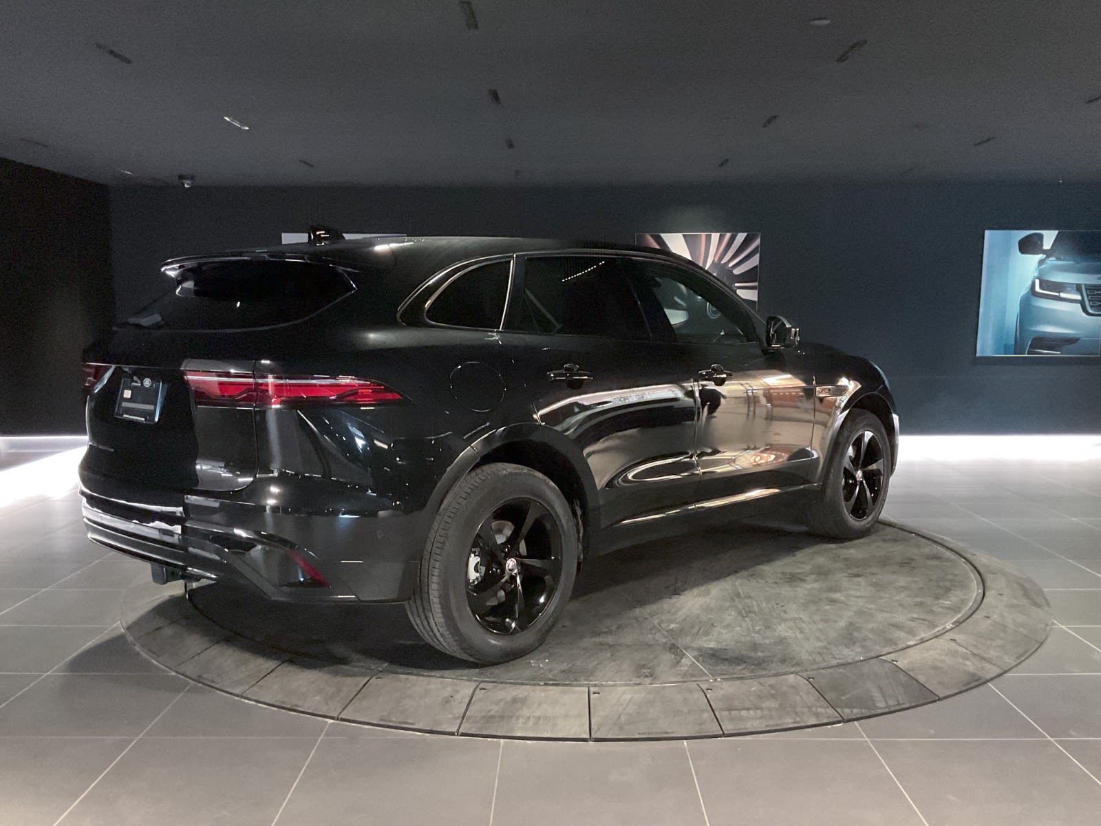 2025 Jaguar F-PACE P250 R-Dynamic S, Vancouver, Cash