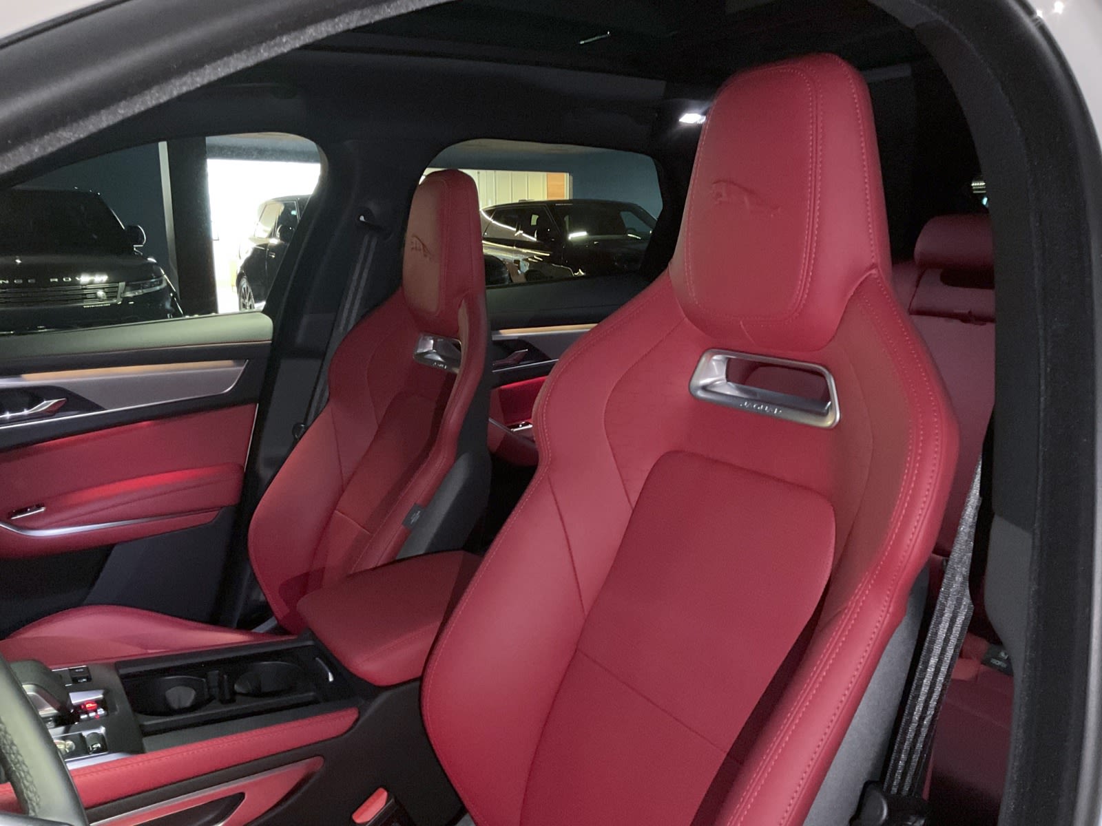 2025 Jaguar F-PACE P250 R-Dynamic S, Vancouver, Cash