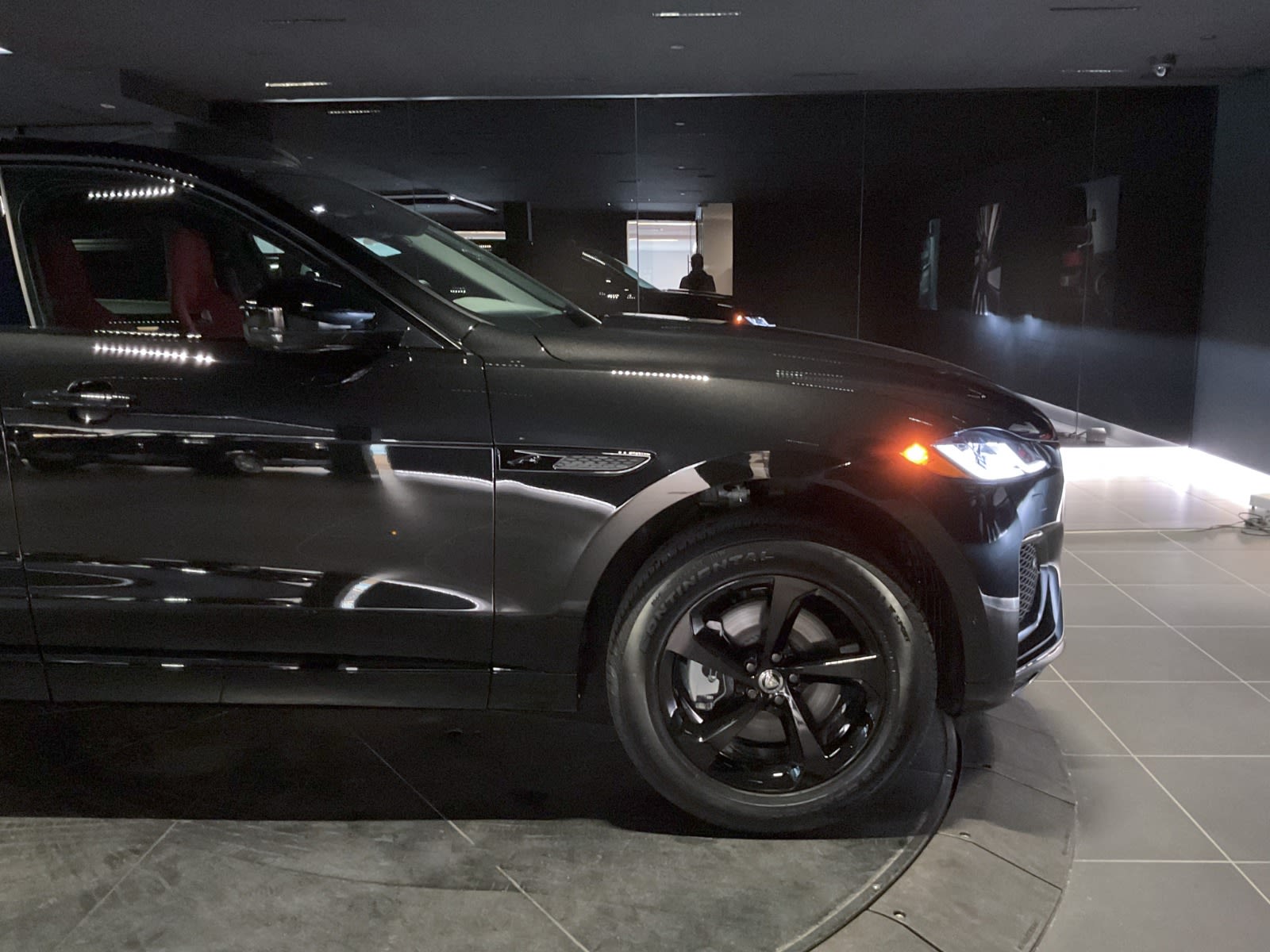 2025 Jaguar F-PACE P250 R-Dynamic S, Vancouver, Cash