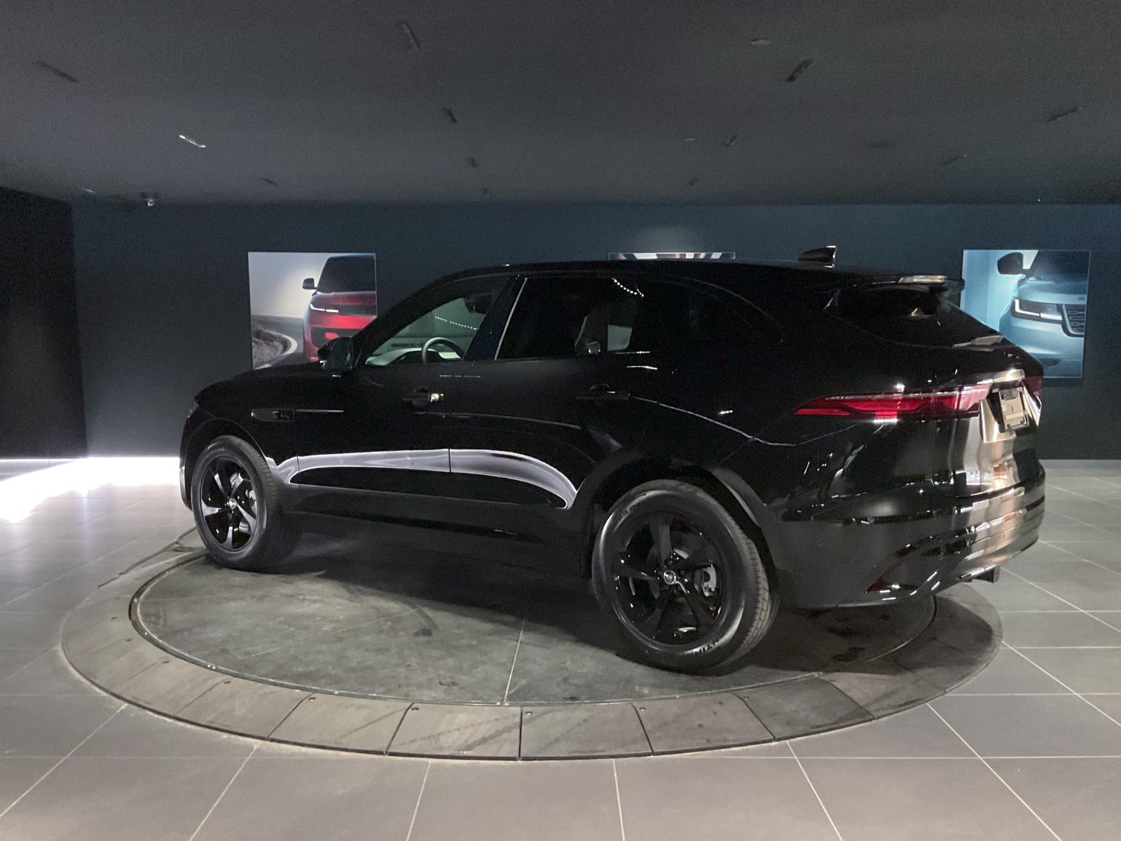 2025 Jaguar F-PACE P250 R-Dynamic S, Vancouver, Cash