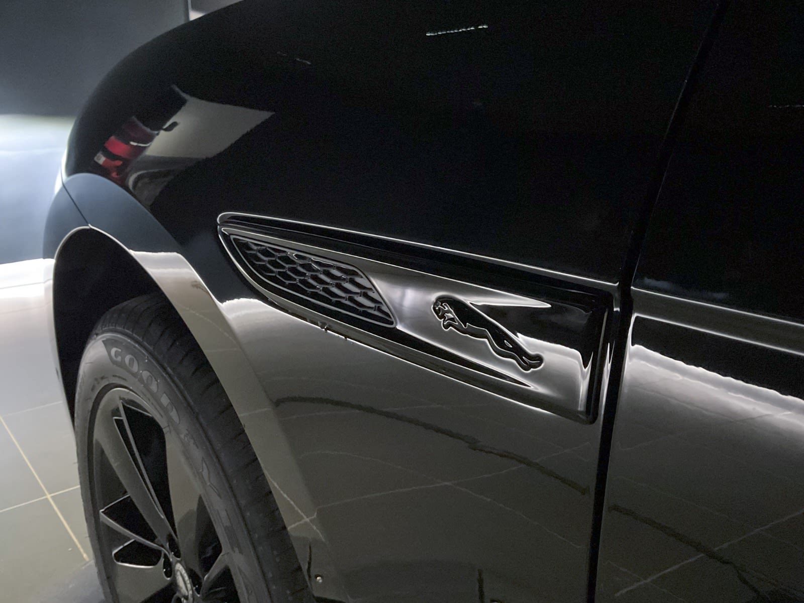 2025 Jaguar F-PACE P250 R-Dynamic S, Vancouver, Cash