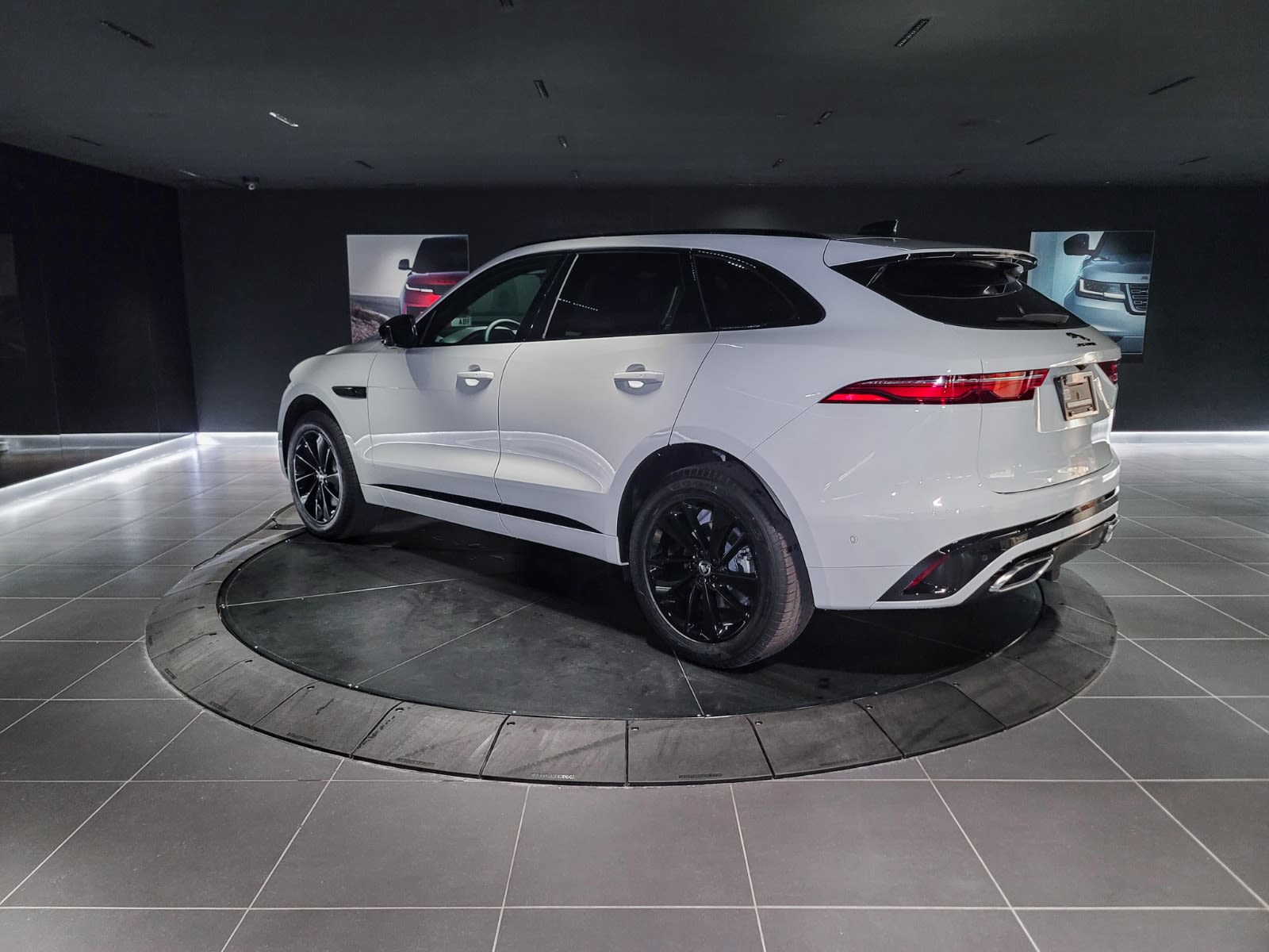 2026 Jaguar F-PACE P400 R-Dynamic S, Vancouver, Cash