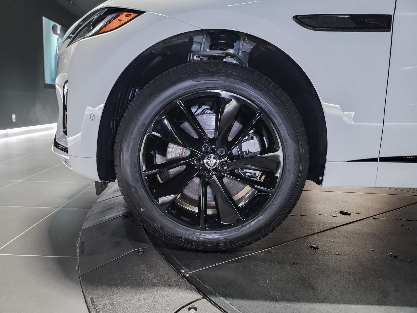 2026 Jaguar F-PACE P400 R-Dynamic S, Vancouver, Cash