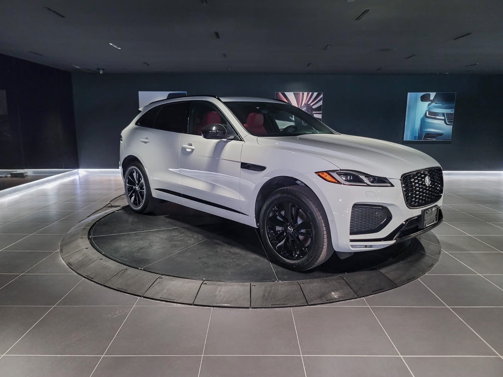 2026 Jaguar F-PACE P400 R-Dynamic S, Vancouver, Cash
