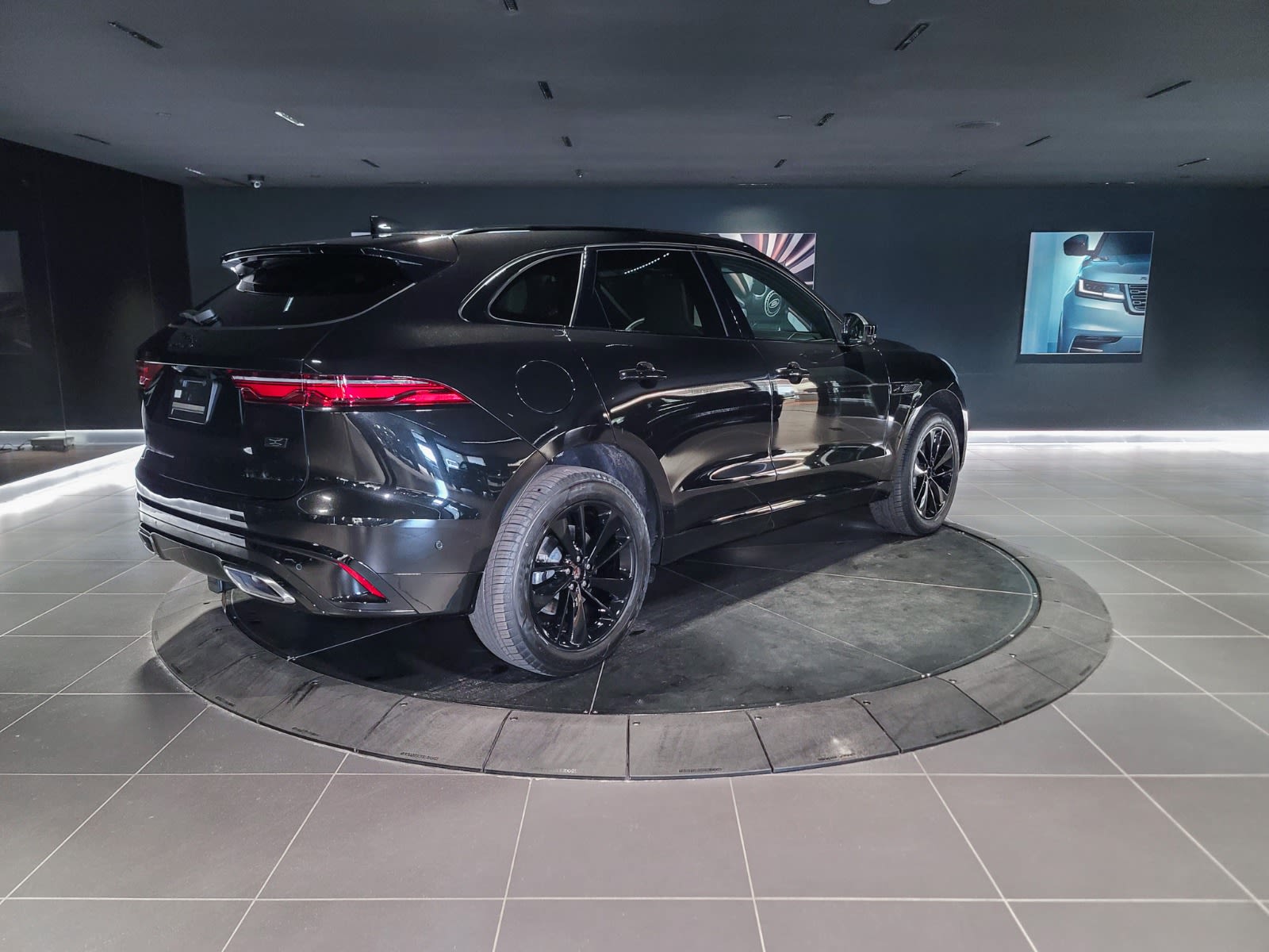 2026 Jaguar F-PACE P400 R-Dynamic S, Vancouver, Cash