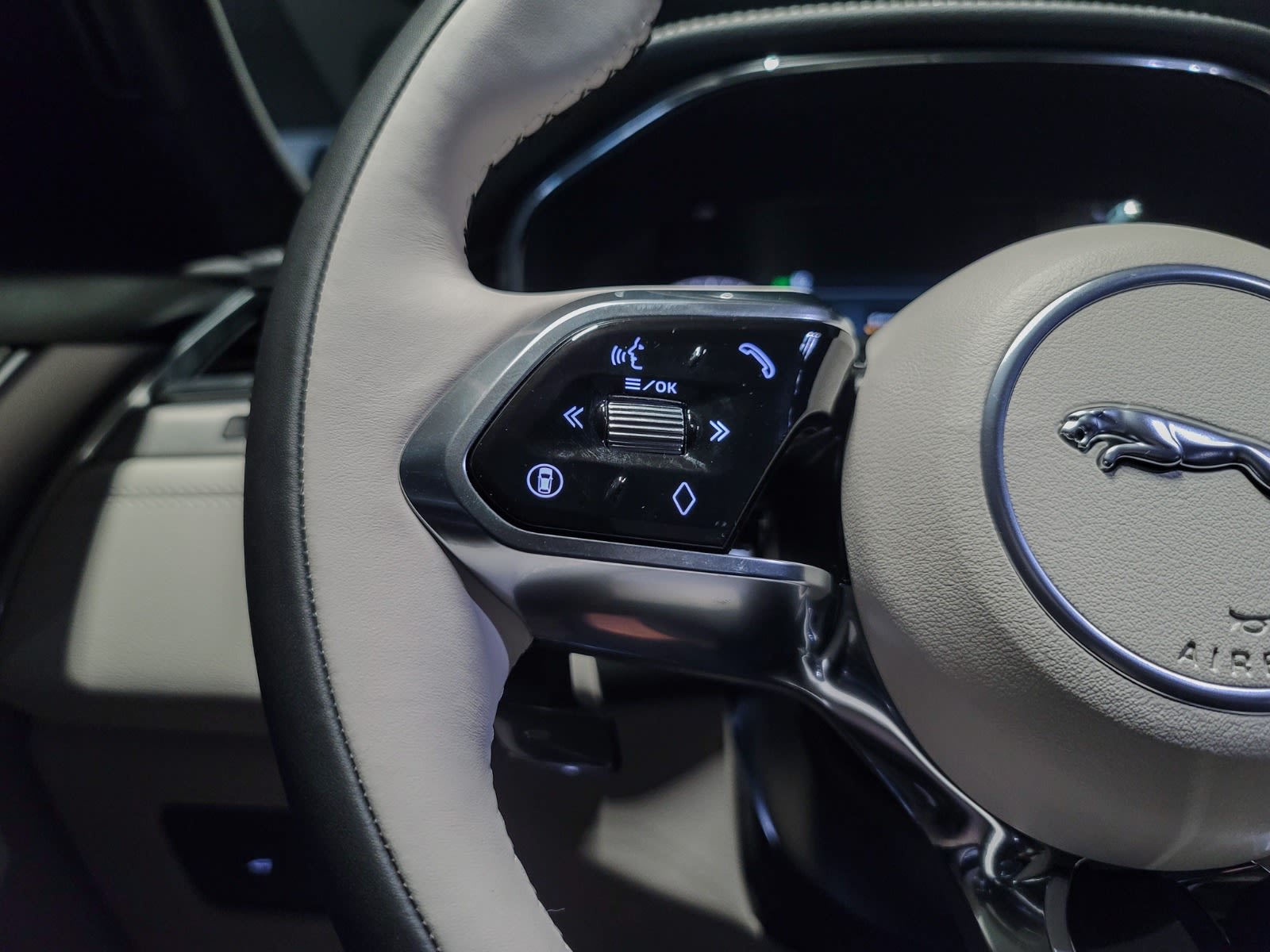 2026 Jaguar F-PACE P400 R-Dynamic S, Vancouver, Cash