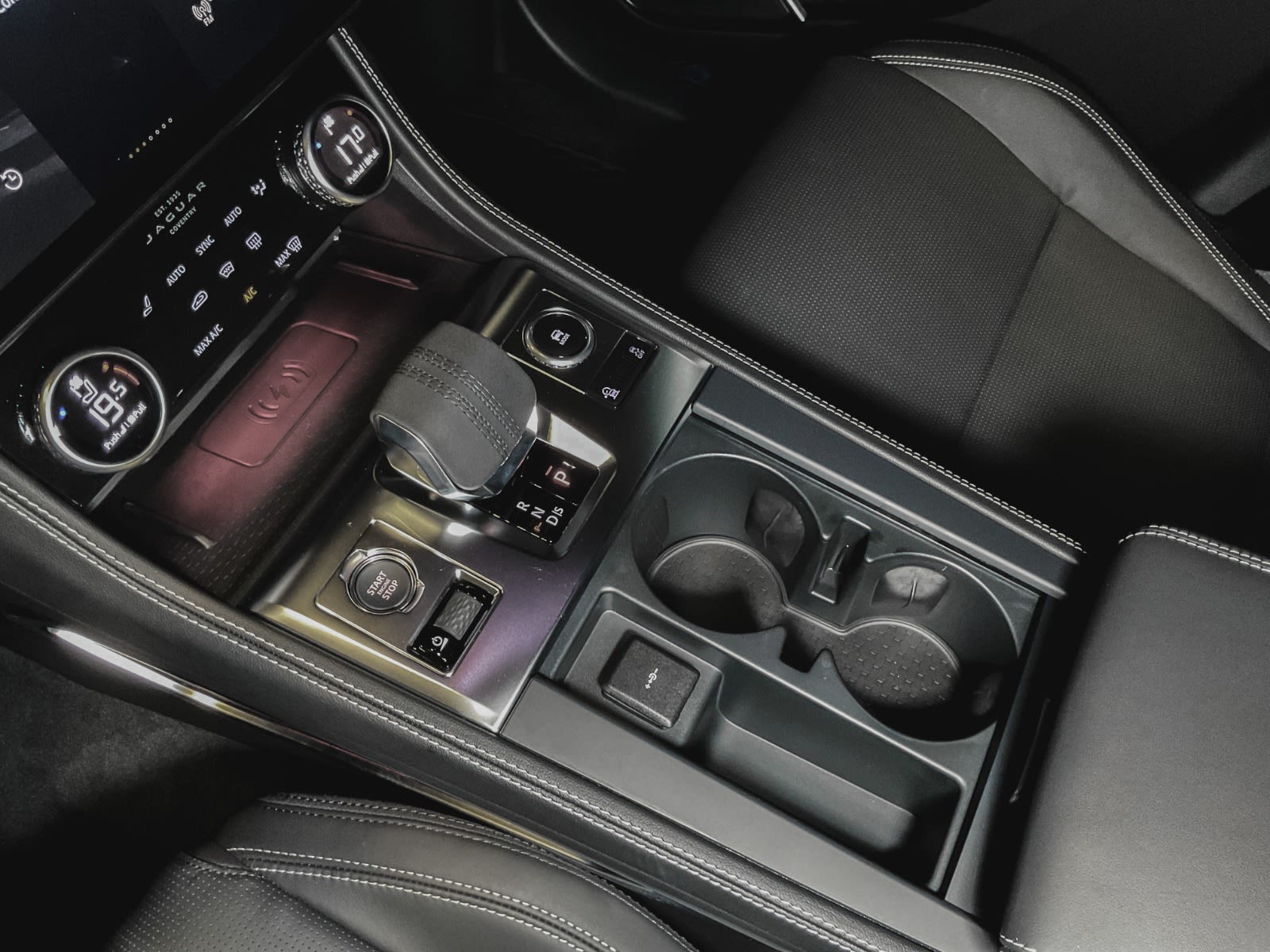 2026 Jaguar F-PACE P400 R-Dynamic S, Vancouver, Cash