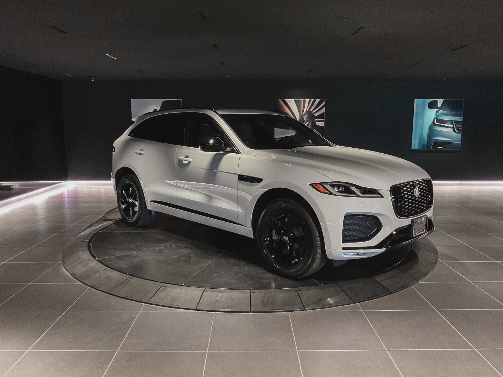 2026 Jaguar F-PACE P250 R-Dynamic S, Vancouver, Cash