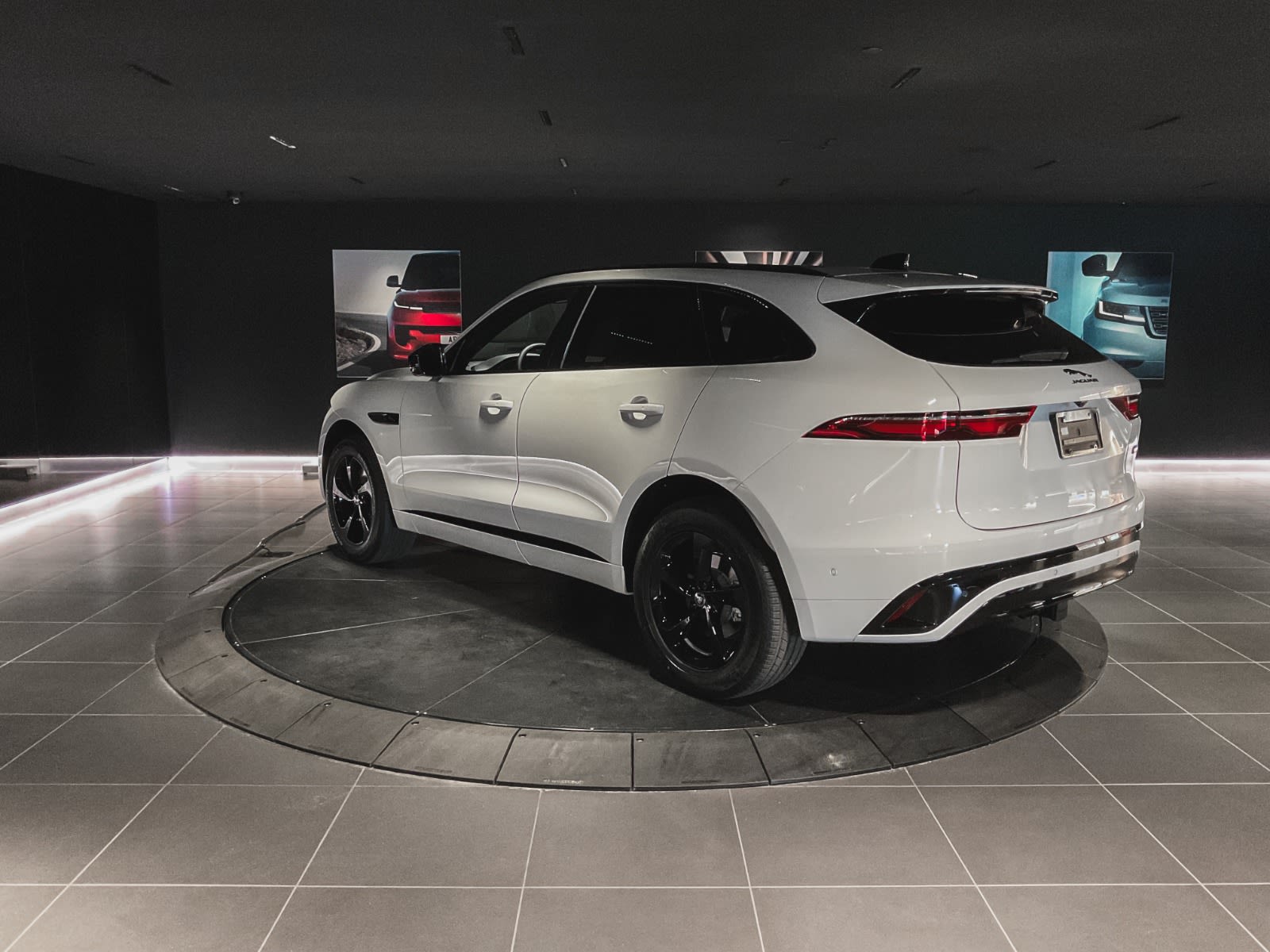 2026 Jaguar F-PACE P250 R-Dynamic S, Vancouver, Cash